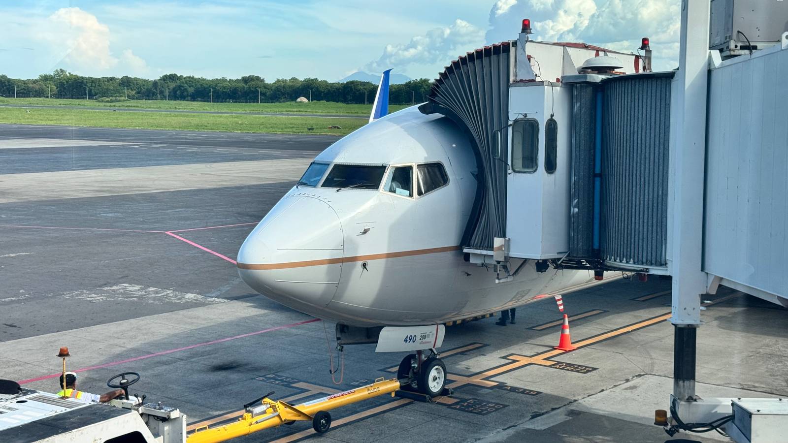 Fifth-Freedom Flight Review: Copa Airlines Boeing 737-800 Economy From Managua To San José