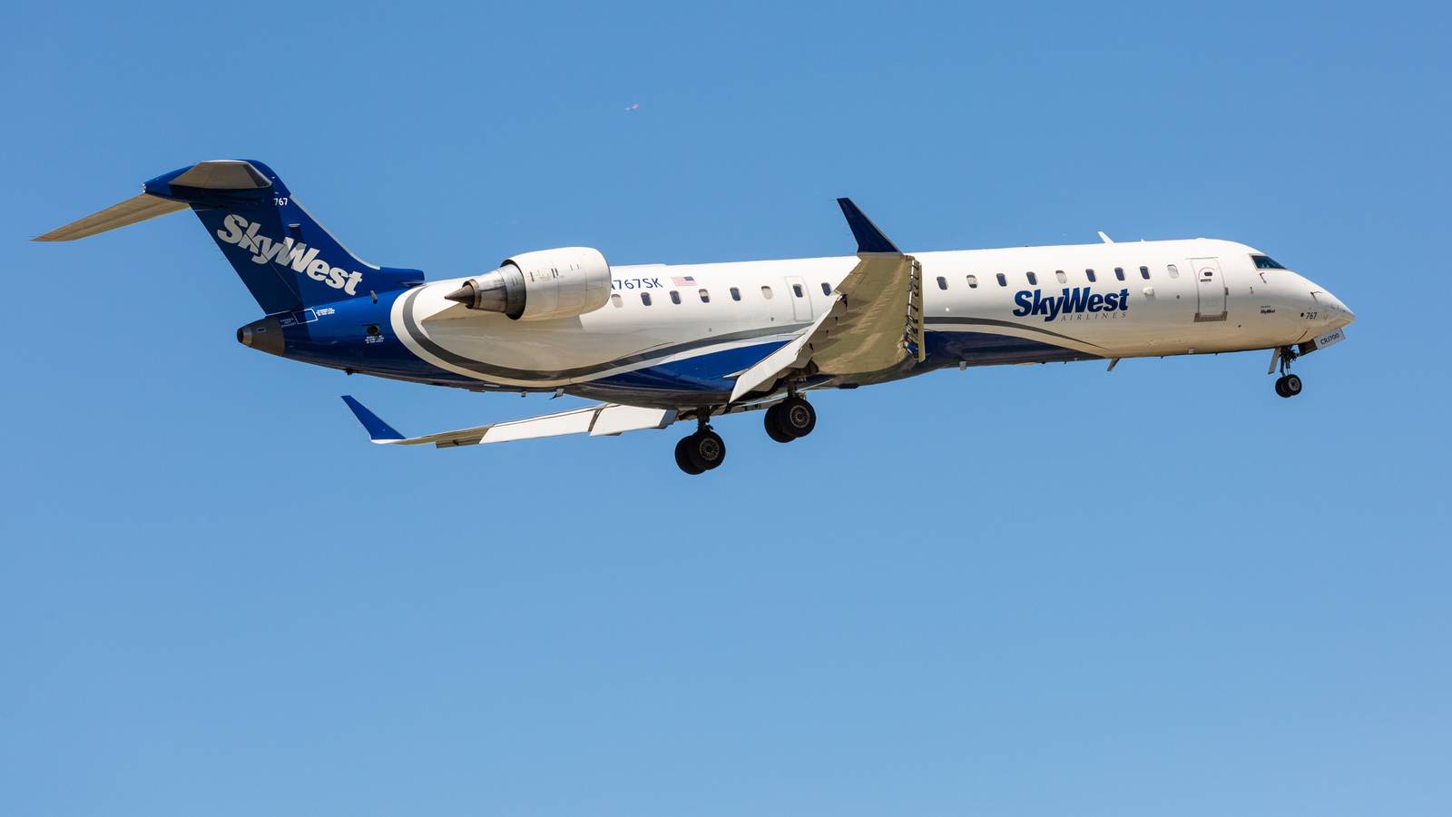 SkyWest Inflight Association Faces 2 Lawsuits As Former President Was “Unwillingly Forced Out”