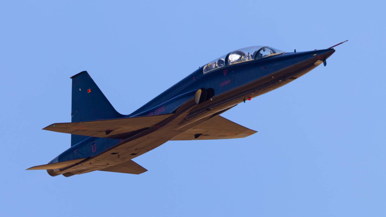 The US Air Force Needs More Trainee Pilots Who Don't Want To Fly Fighters Or Bombers
