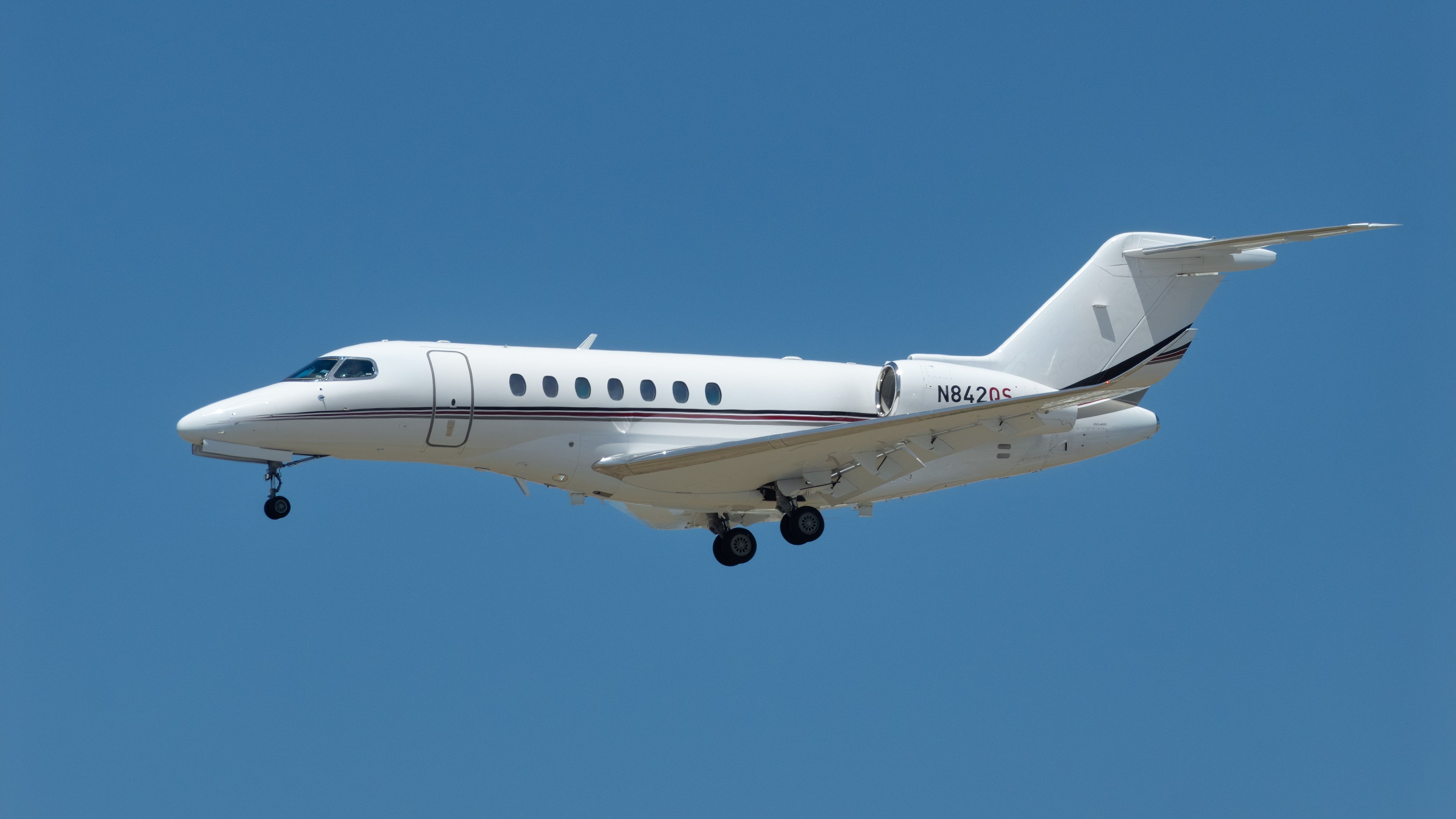 Stratos Jets Begins Accepting Cryptocurrency For Private Jet Charters