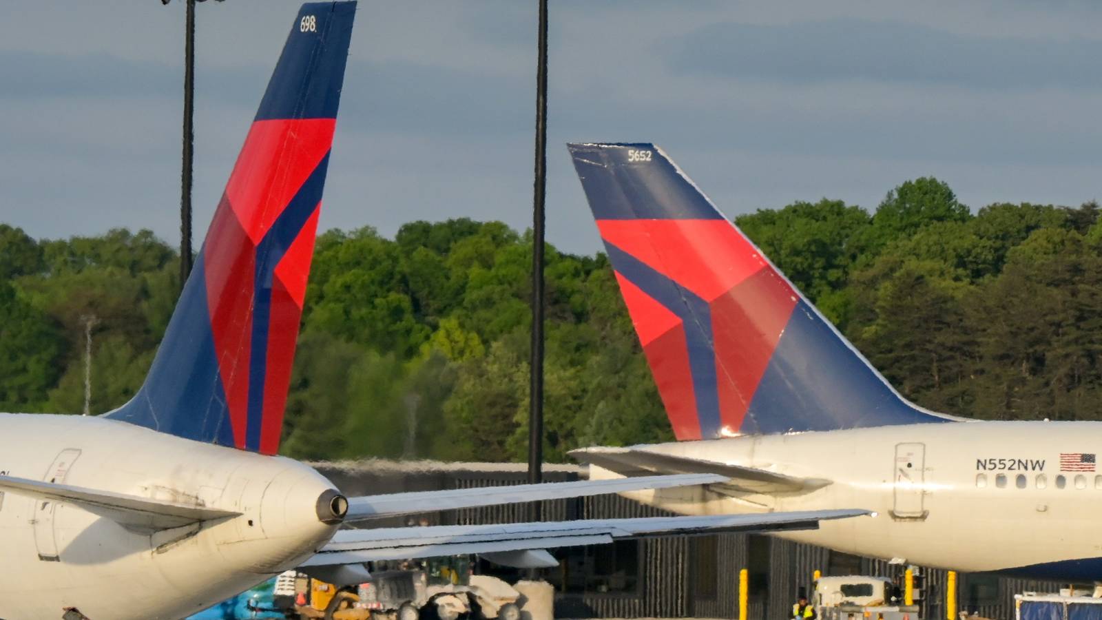 Delta Air Lines Emphasizes Flight Attendant Uniform Compliance Begins With Hiring