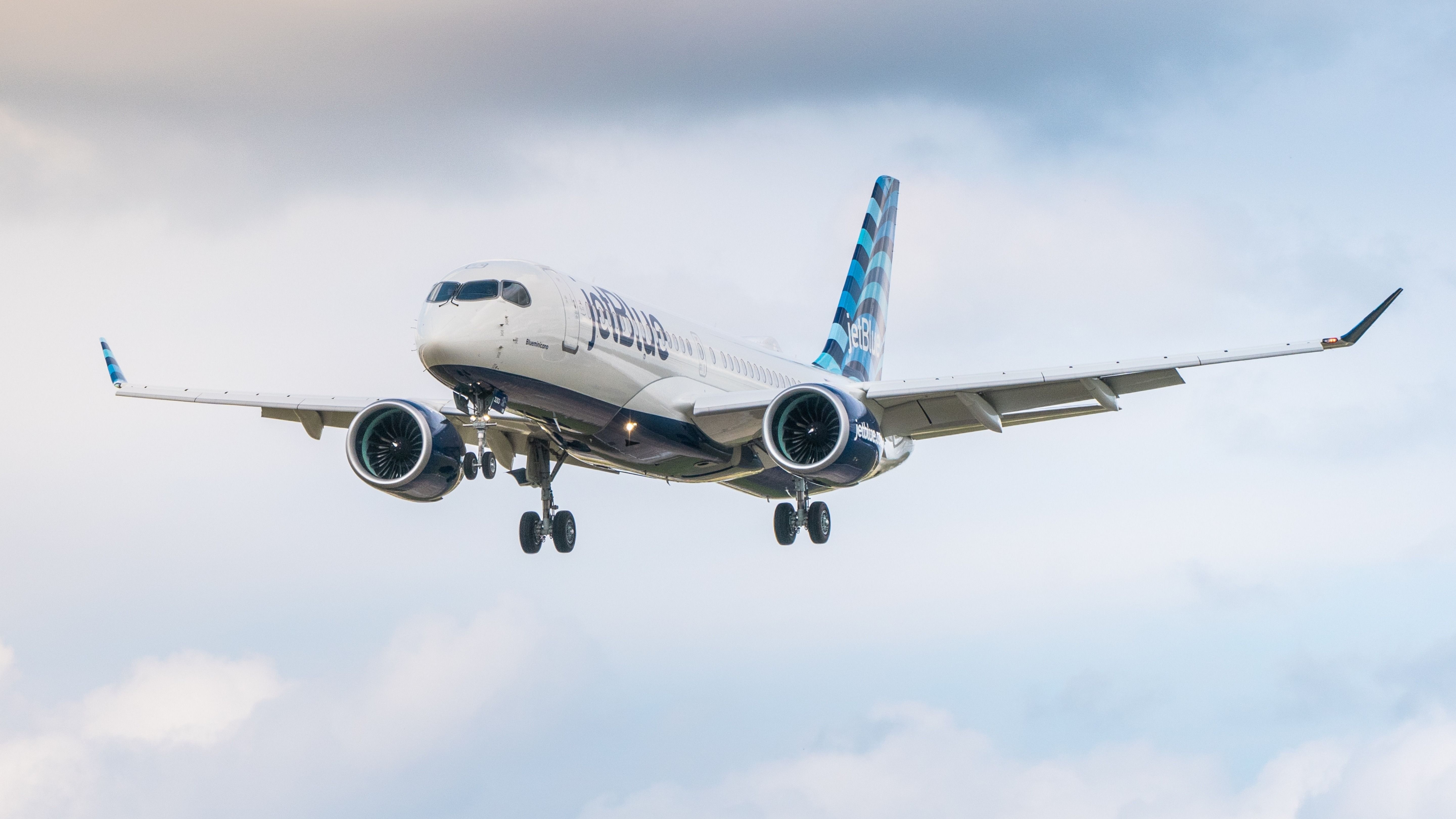 JetBlue Airways Airbus A220-300.