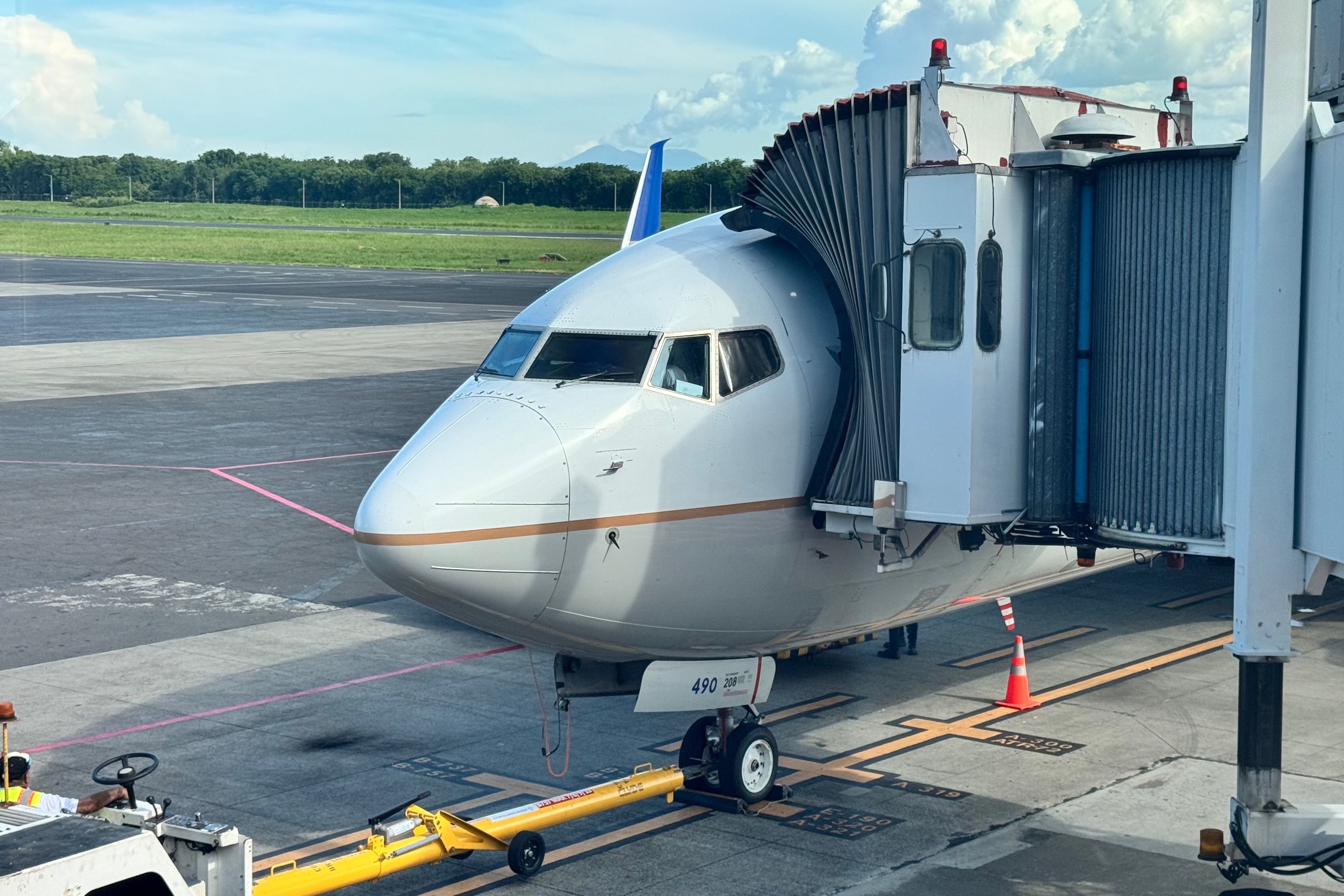 Fifth-Freedom Flight Review: Copa Airlines Boeing 737-800 Economy From Managua To San José