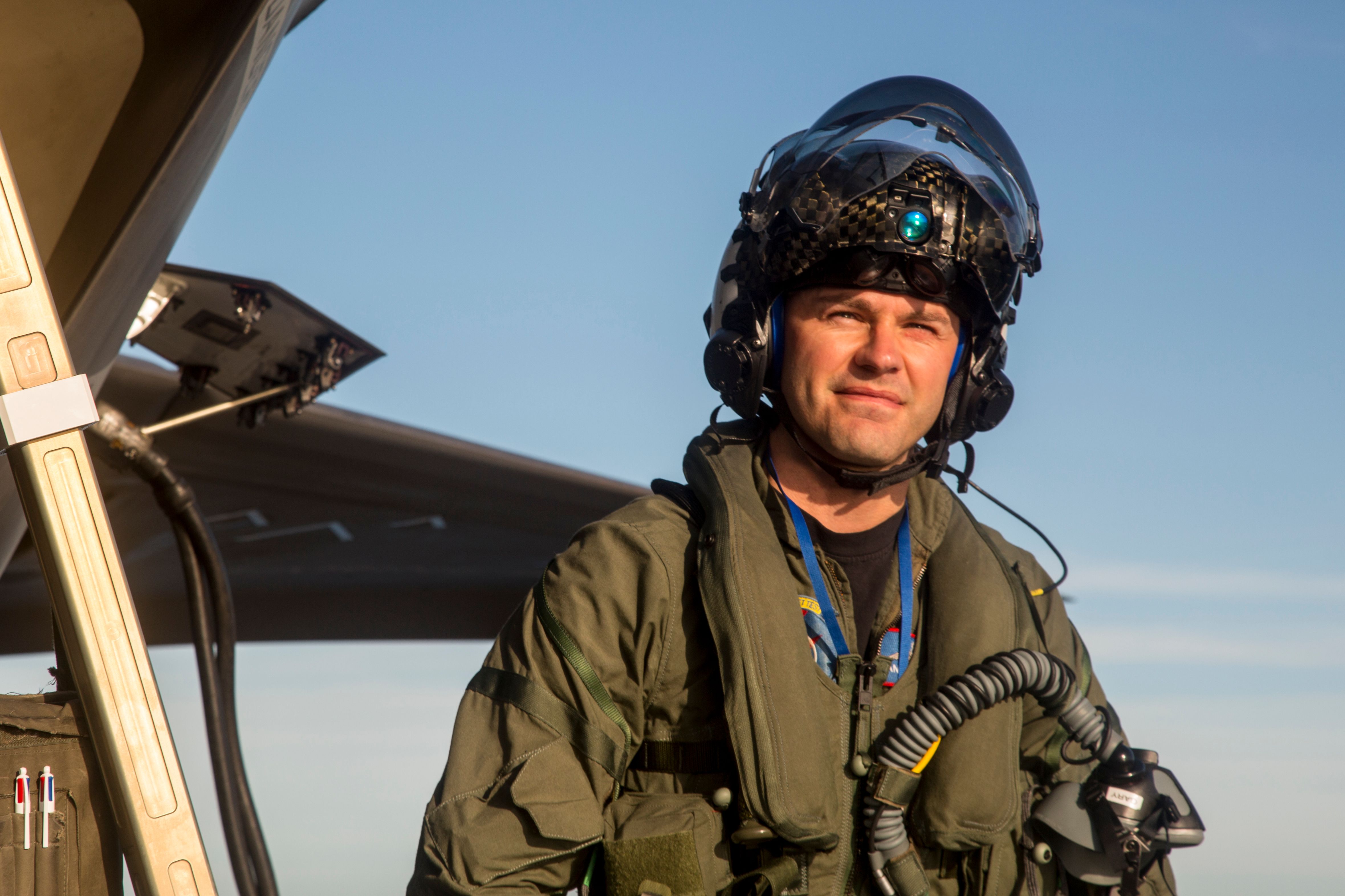 How F-35 Subcontractor Kopin Projects Information To Pilots On Their Helmets
