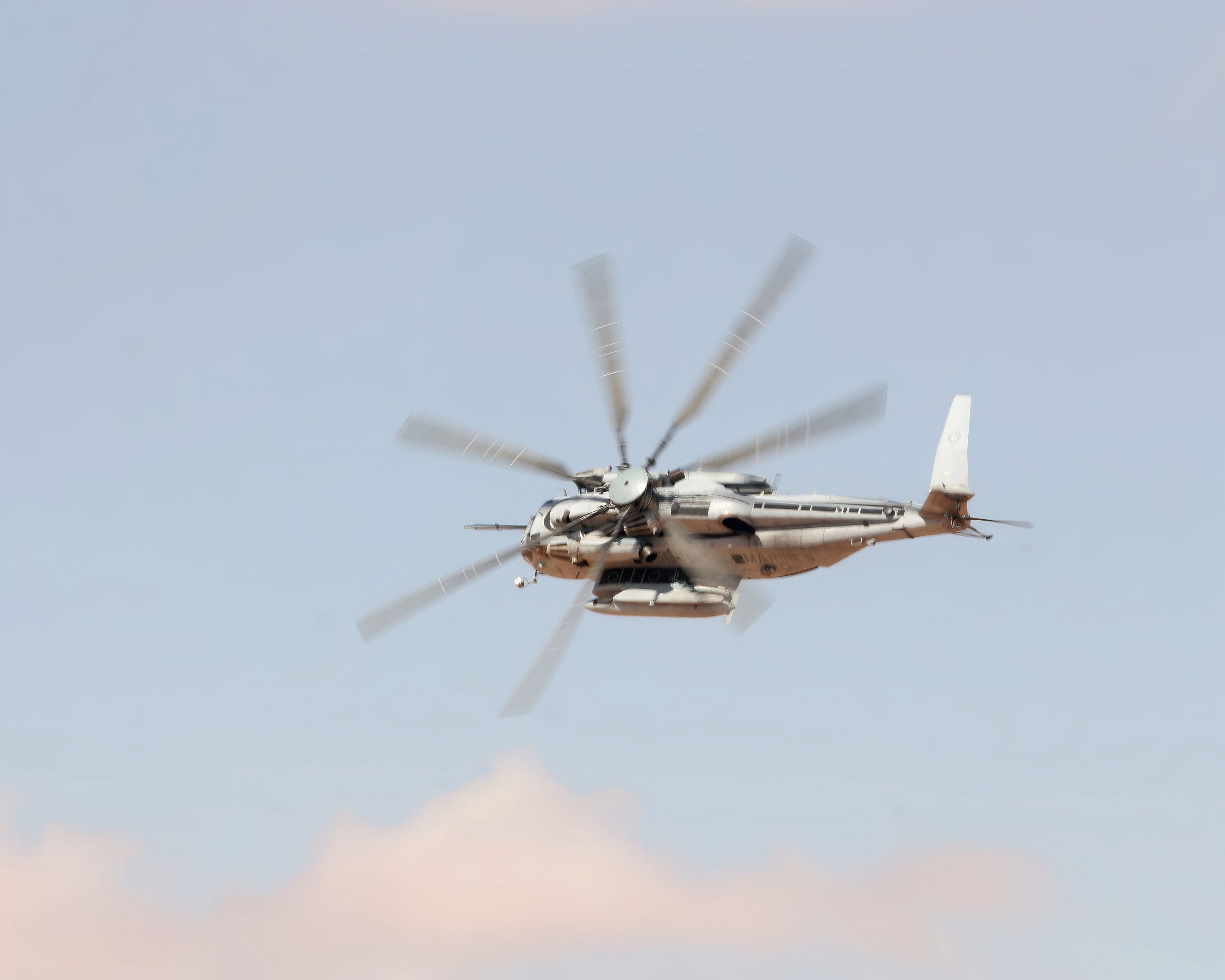 5 Key Roles Of The Sikorsky CH-53E Super Stallion For The US Military