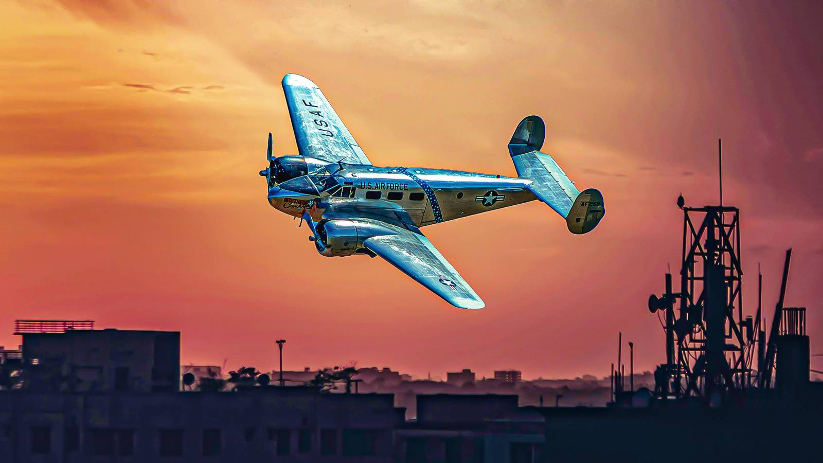 The Lockheed Electra: From WWII Reconnaissance To Business Travel