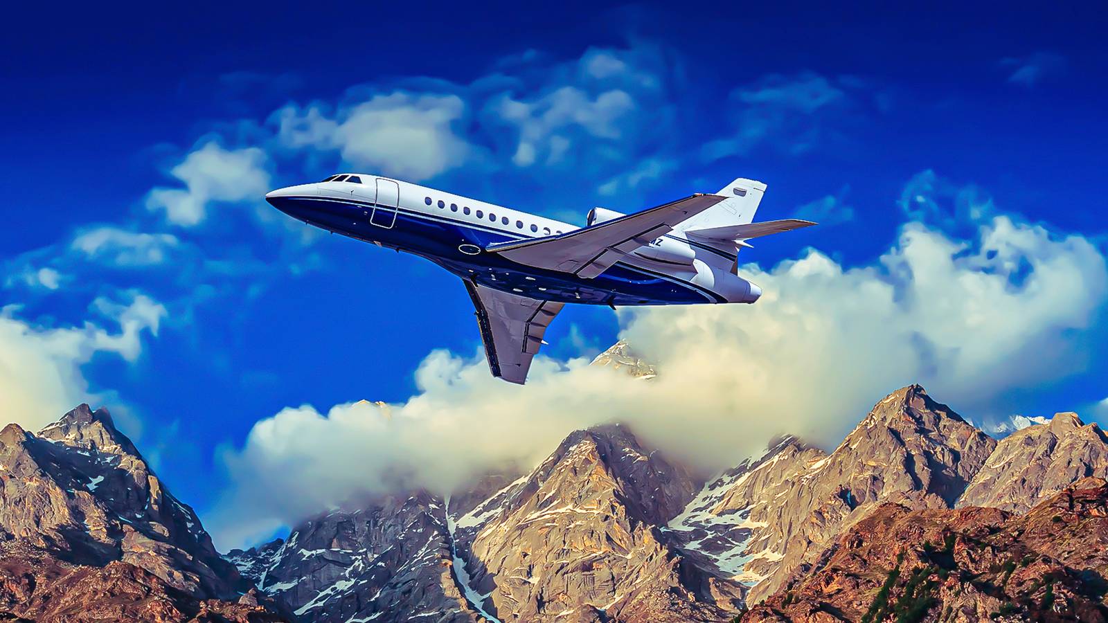What Type Of Jets Does Bloomberg Operate?