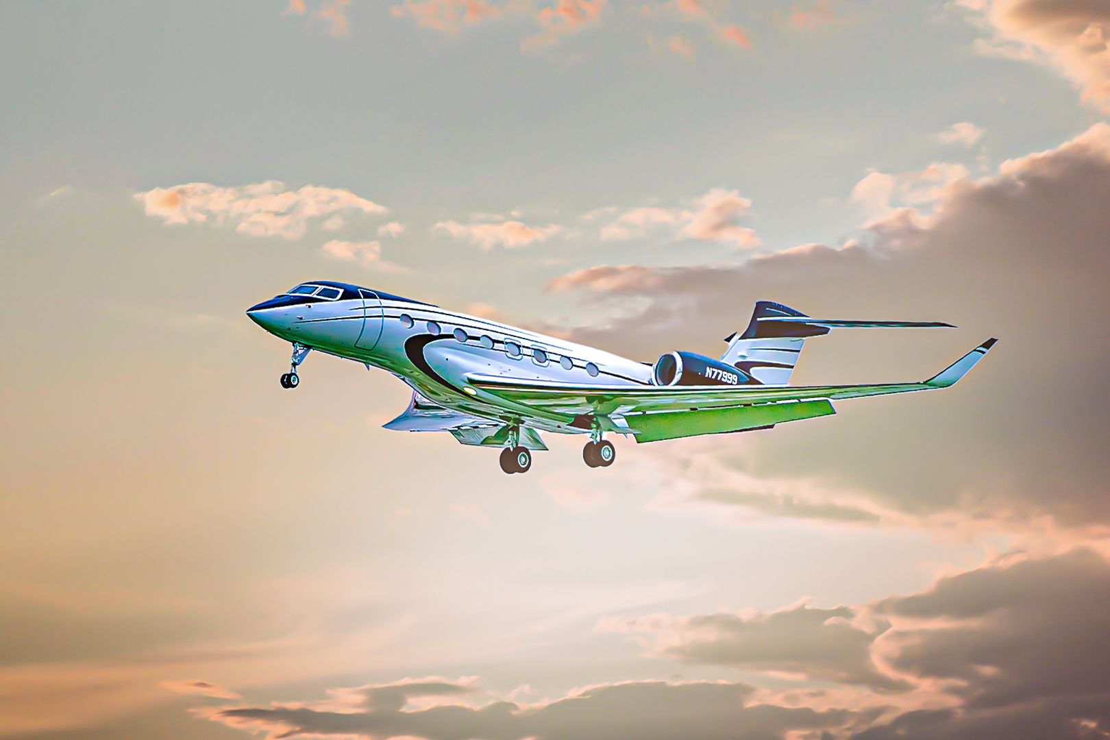 What Are The Two Aircraft That Aramco Operates?
