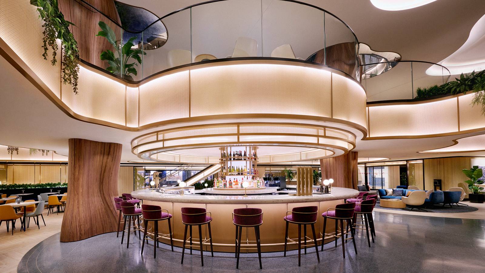 How Do The Chase Sapphire Lounges At New York JFK & LaGuardia Compare?
