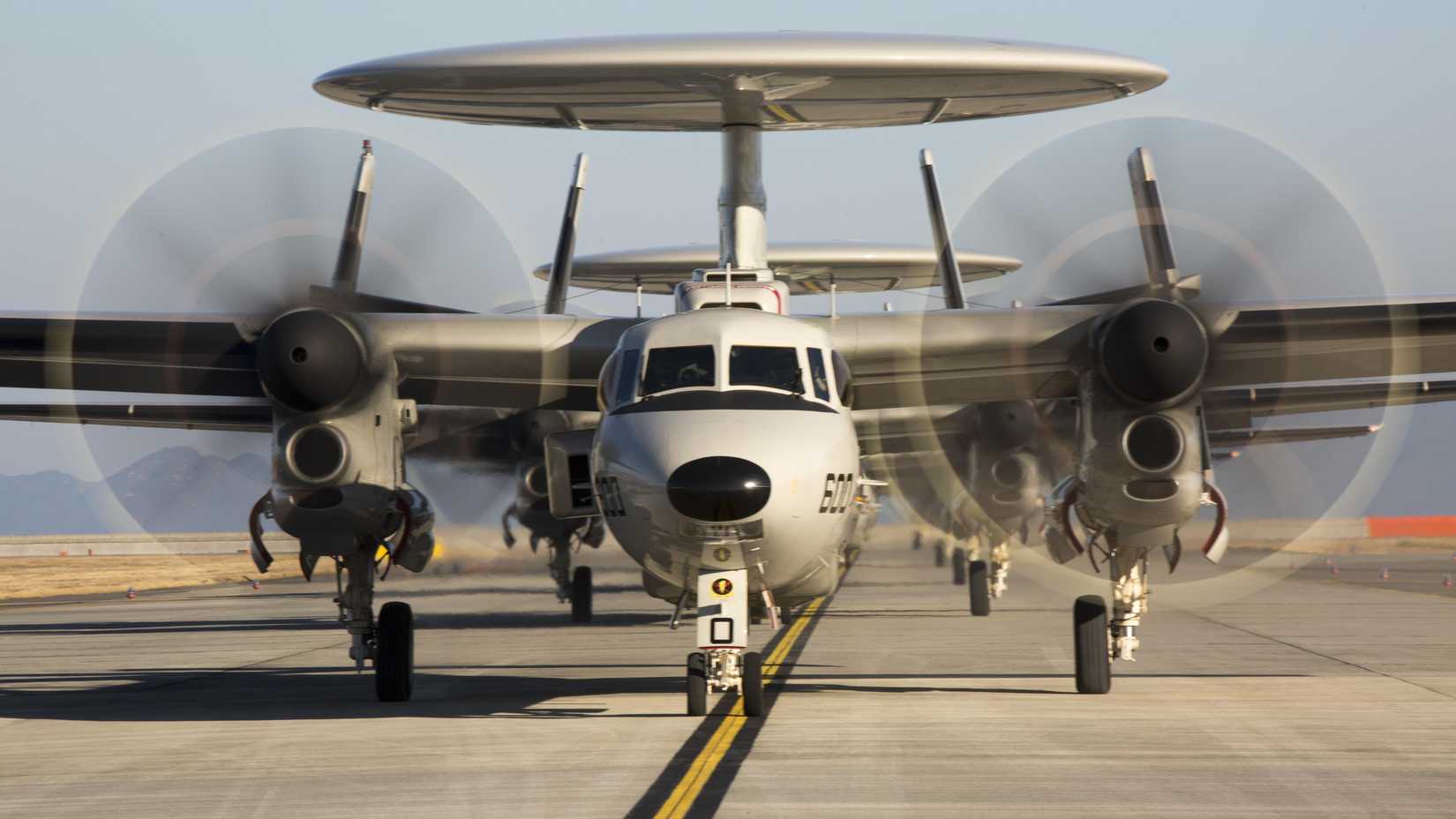 How The E-2 Hawkeye Supports US Navy Carrier Strike Group Flight Air ...