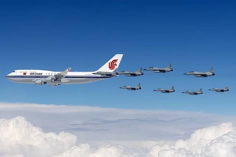 Eight_Pakistan_Air_Force_JF-17s_escort_Air_China_Boeing_747-400-1000x667