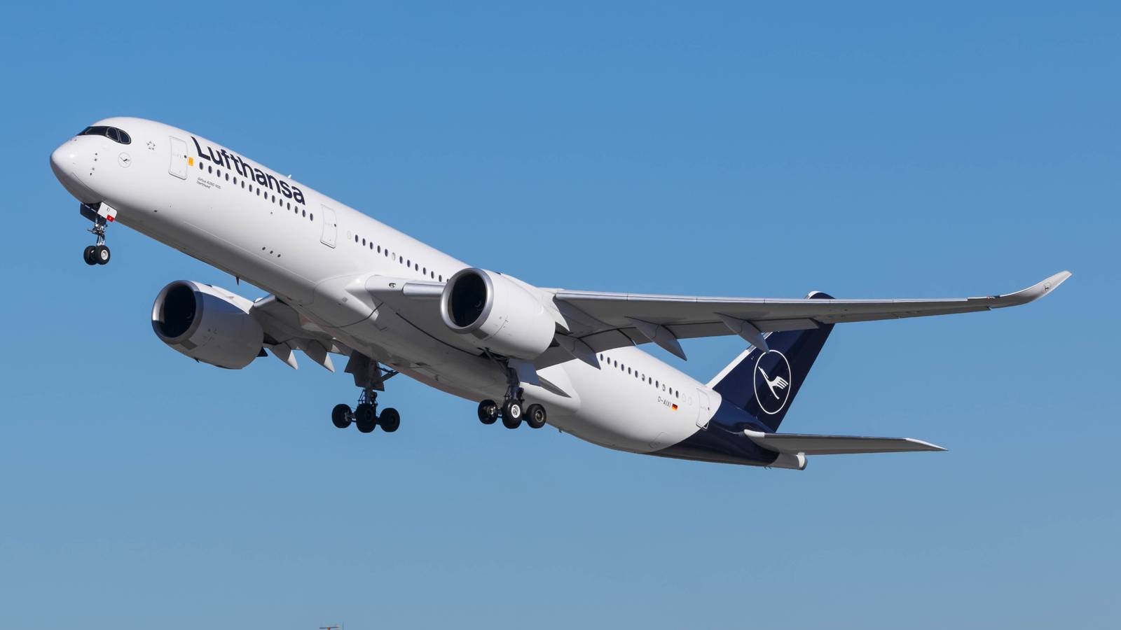 Lufthansa Will Make You Pay $420 To Choose Its Best Business Class Seats