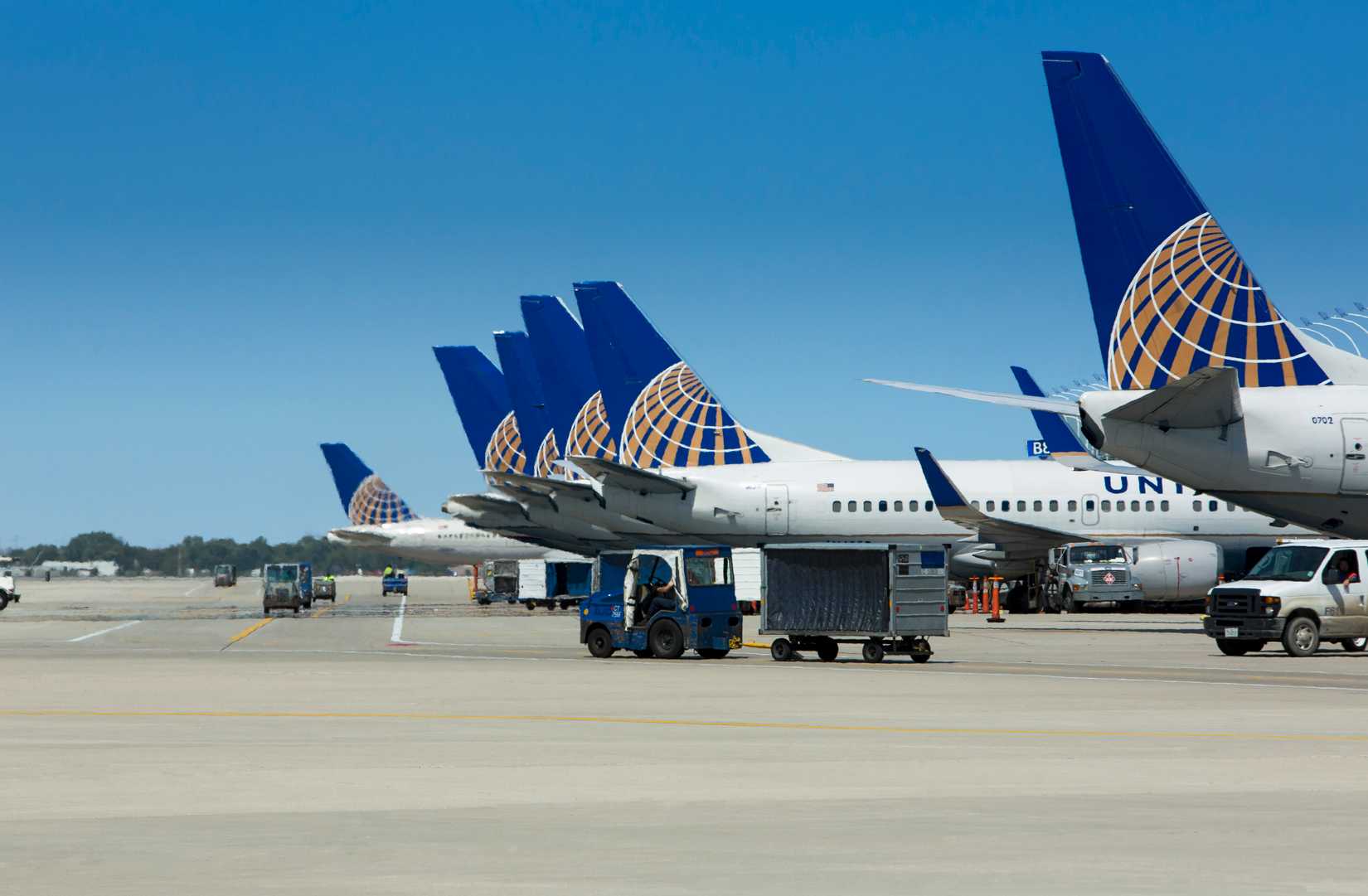 Delta vs United: Which Airline Has The Most Affordable Miles?