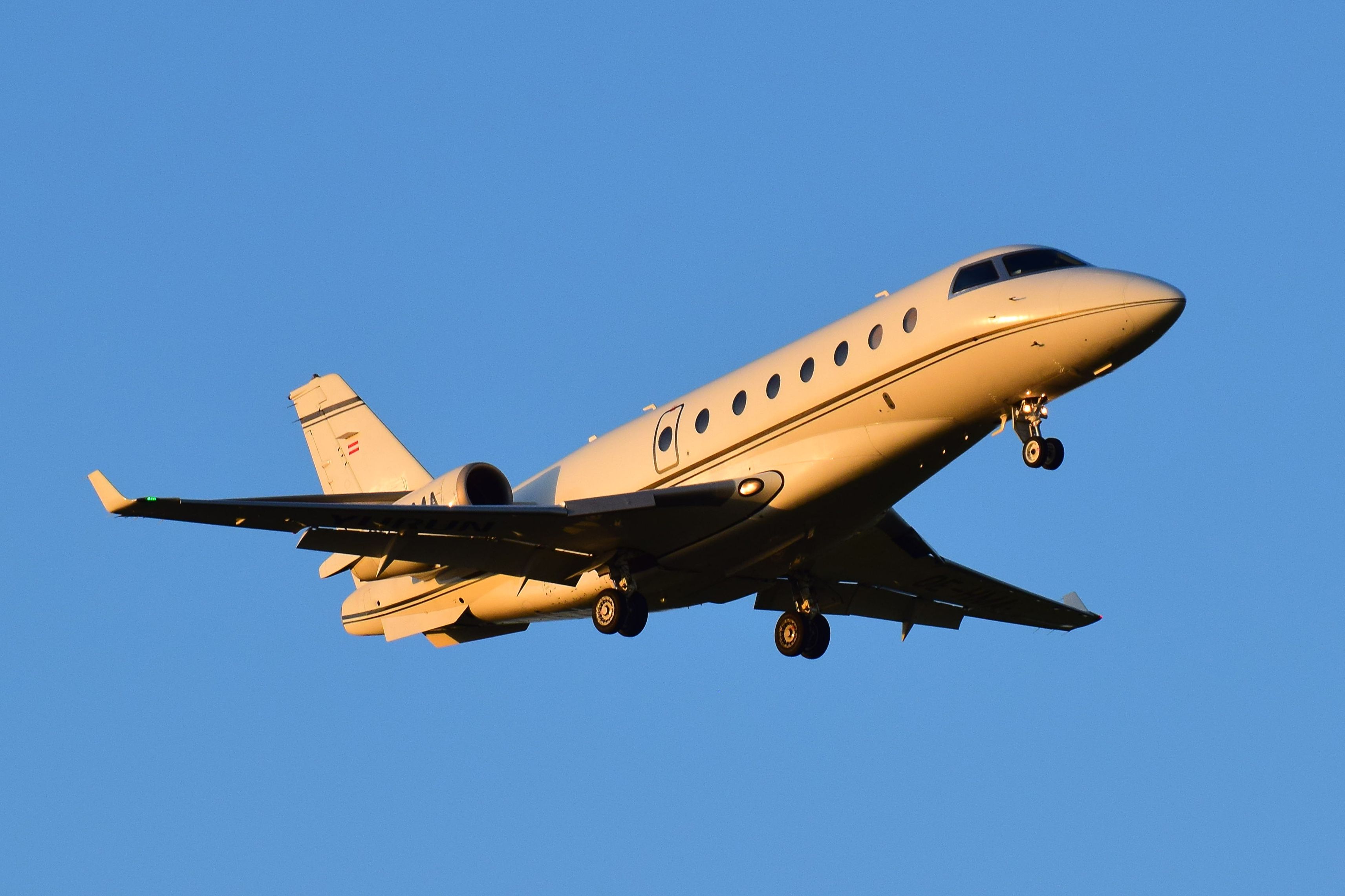 The Former Galaxy: A Look At The Gulfstream G200