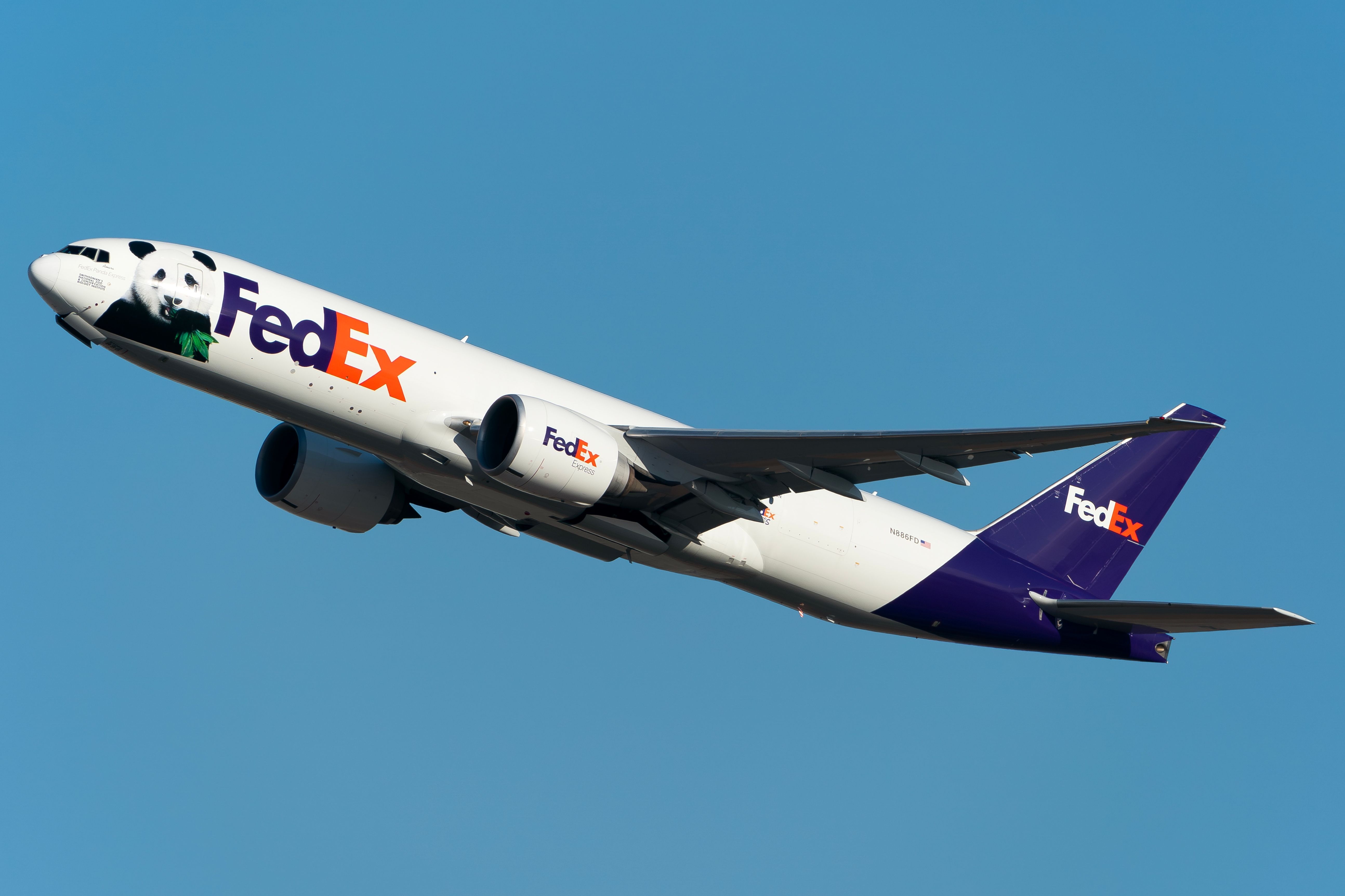 Boeing 777 'FedEx Panda Express' Flies Giant Pandas From China To Washington DC