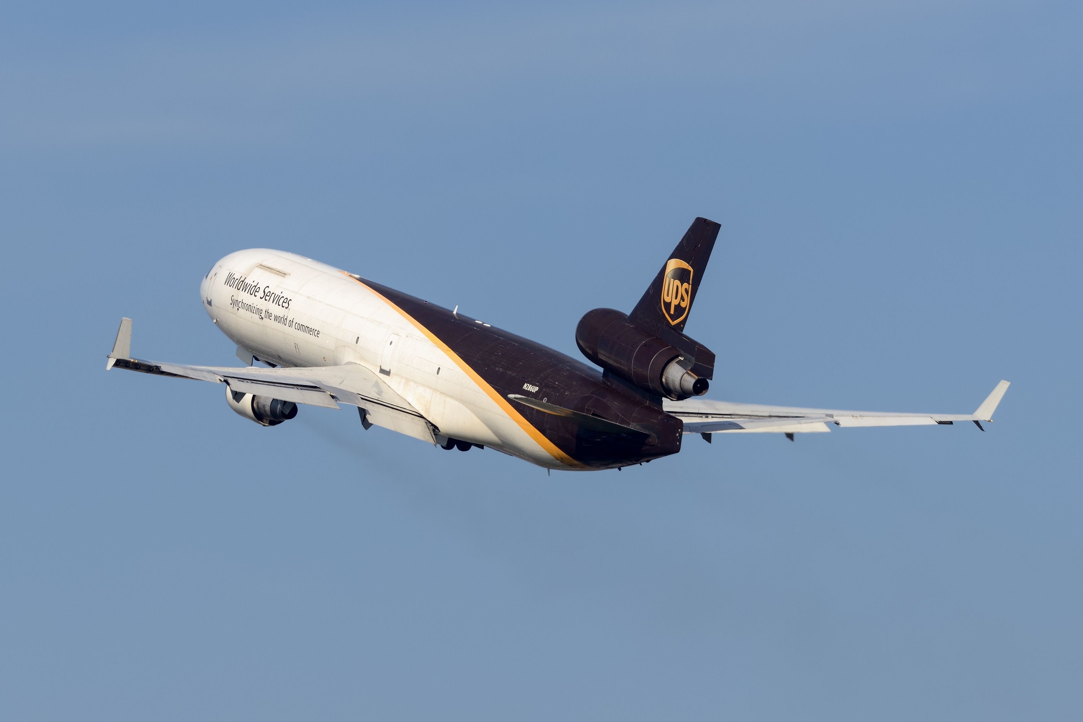 UPS McDonnell Douglas MD-11 Lands At Chicago Rockford Airport After Suspected Lightning Strike