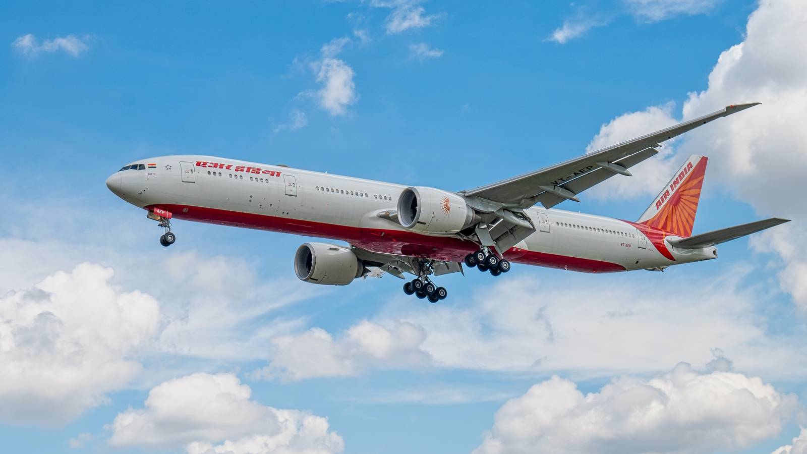 Air India Raises Flight Attendant Per Diem But Proposes Hotel Room Sharing On Layovers