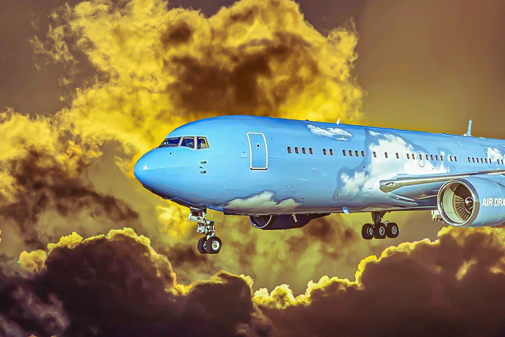 Air Drake: 5 Cool Facts About The Rapper's Boeing 767