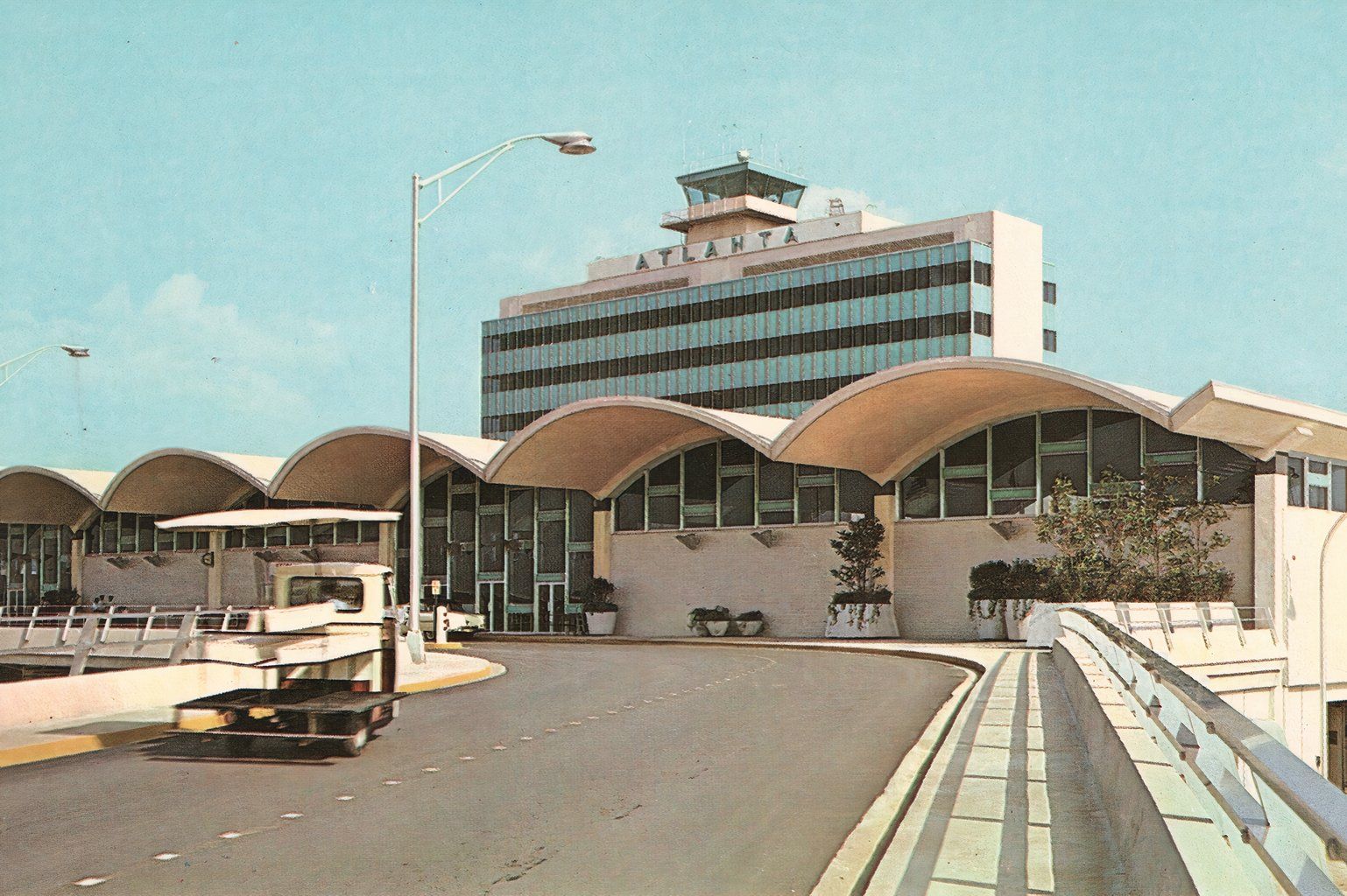 ATL: 5 Fast Facts About The World's Busiest Airport