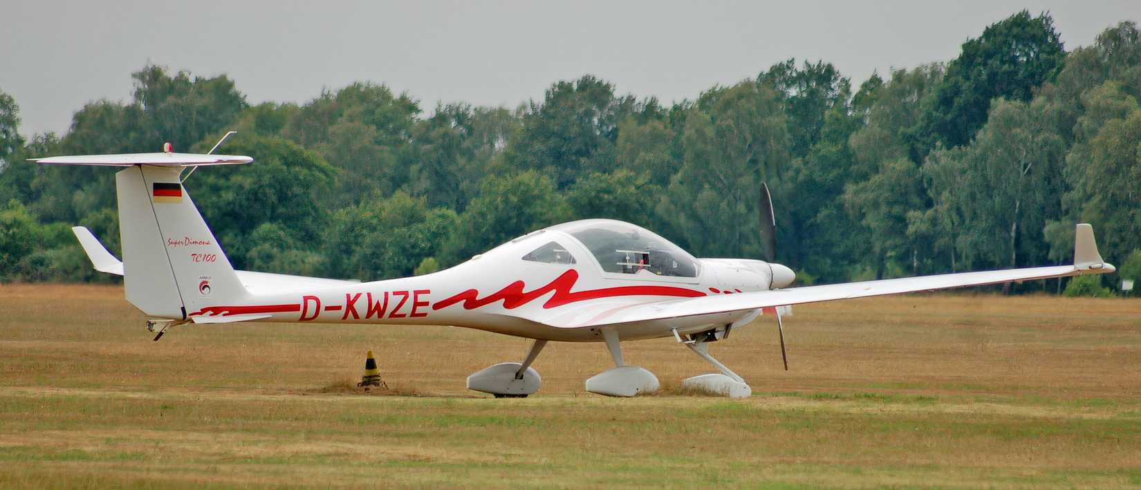 The Oldest Diamond Aircraft: A Look At The Diamond HK36