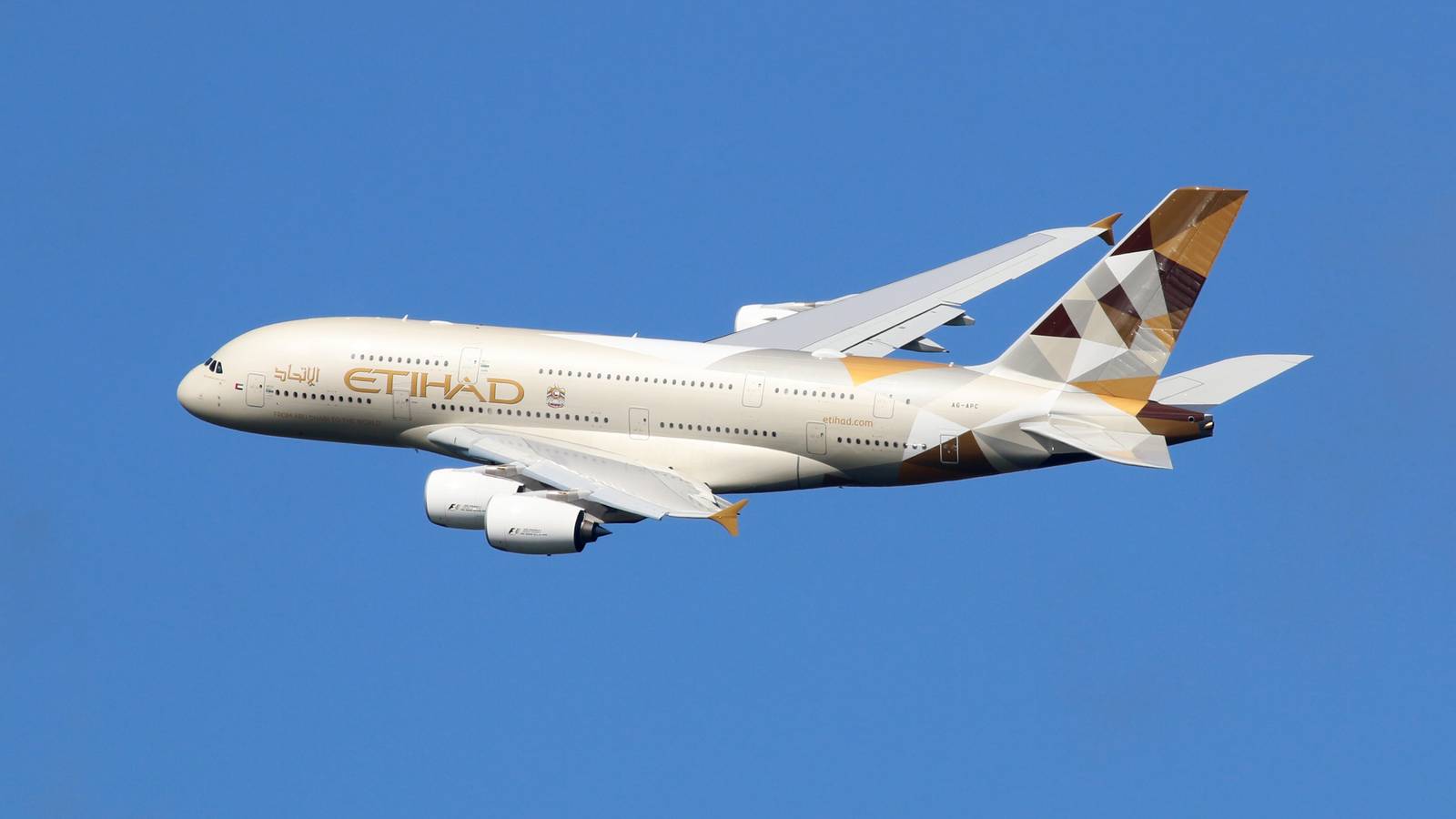 Etihad Airways Reports 66% Profit Rise To Over $380 Million During 1st 9 Months Of The Year