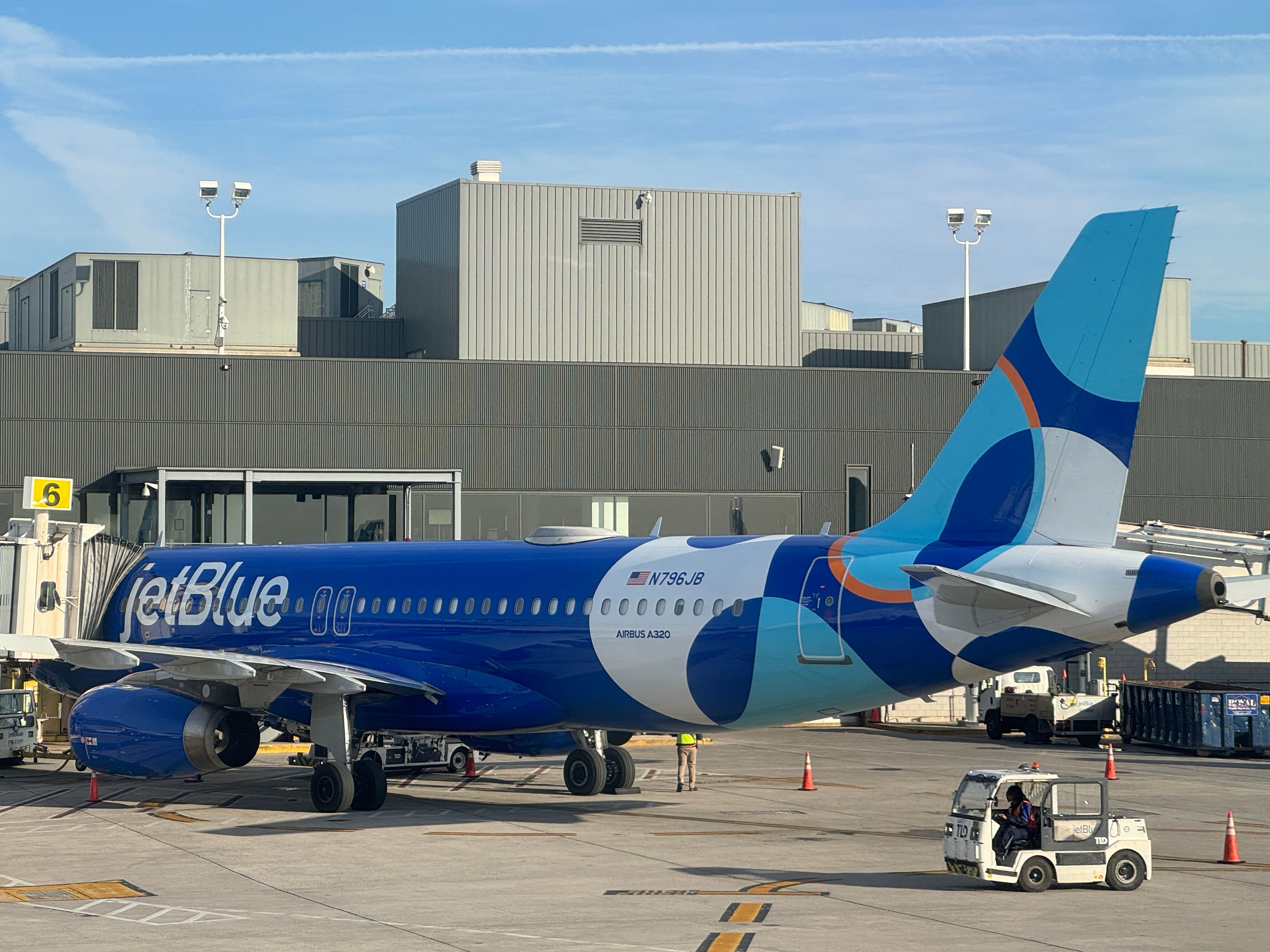 Photos: JetBlue Unveils New 'Hops' Livery For The Airbus A220