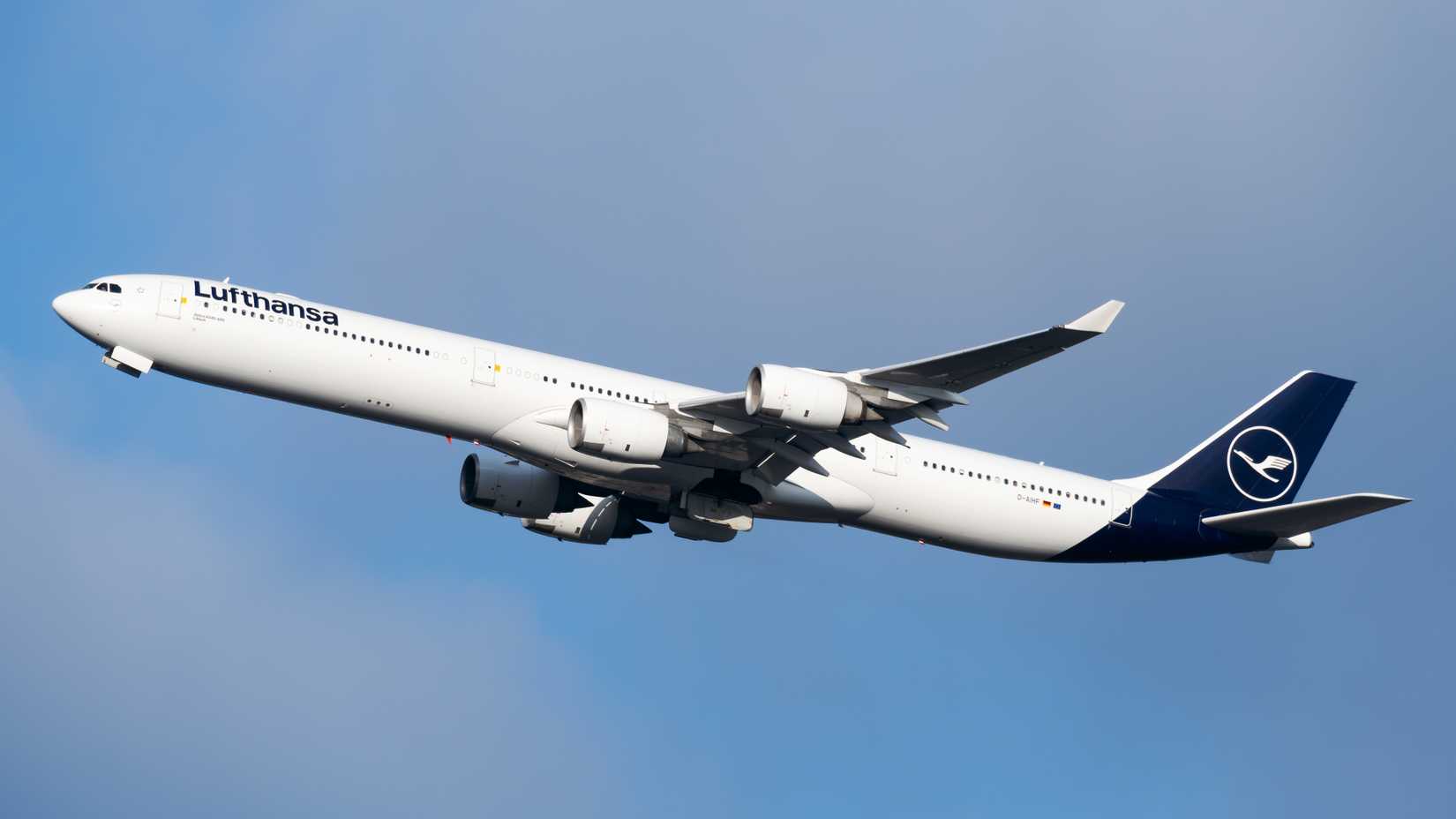 Lufthansa Airbus A340-600 departing Frankfurt Airport FRA 
