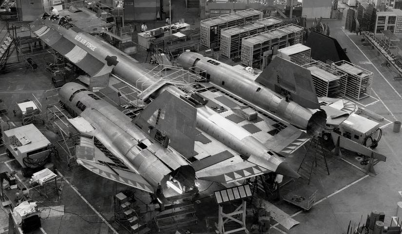 SR-71 under construction