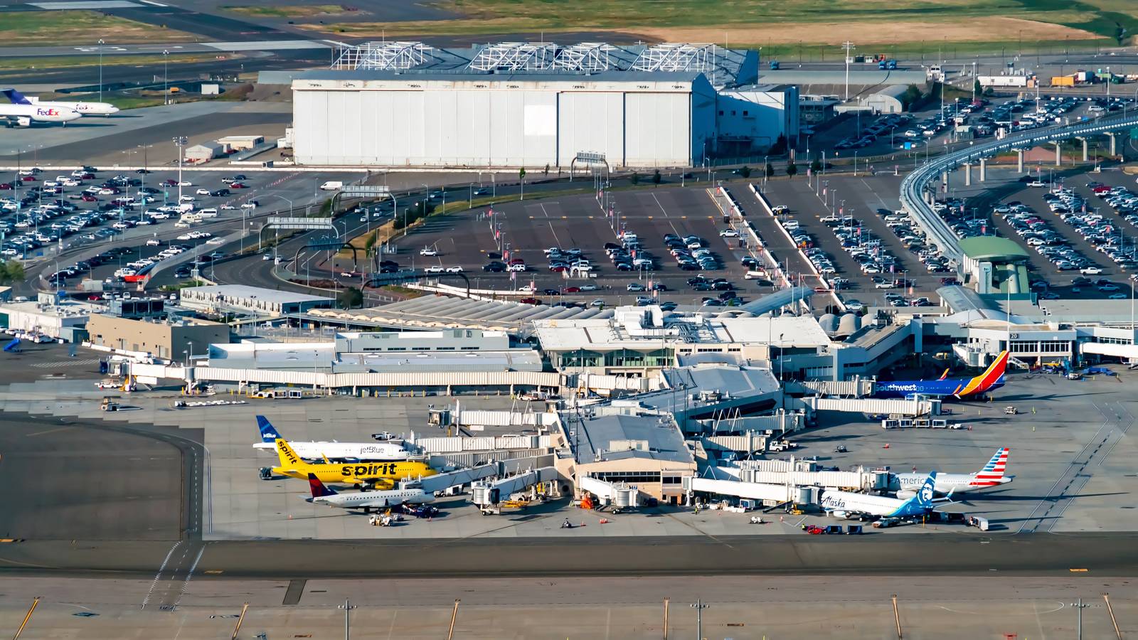 How Could Oakland's Terminal Modernization Improve Flight Connections?
