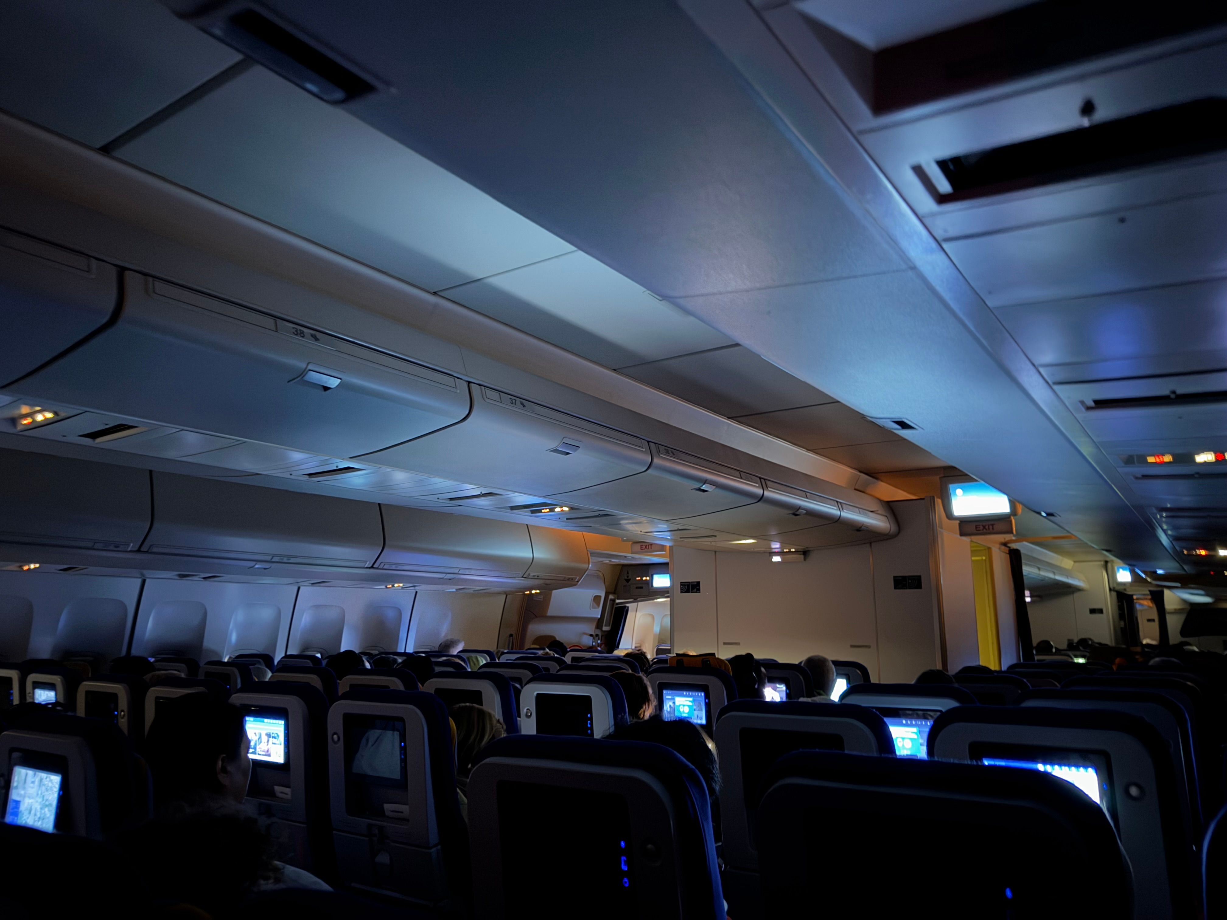 Lufthansa's 2 Different Boeing 747 Cabins: Compared