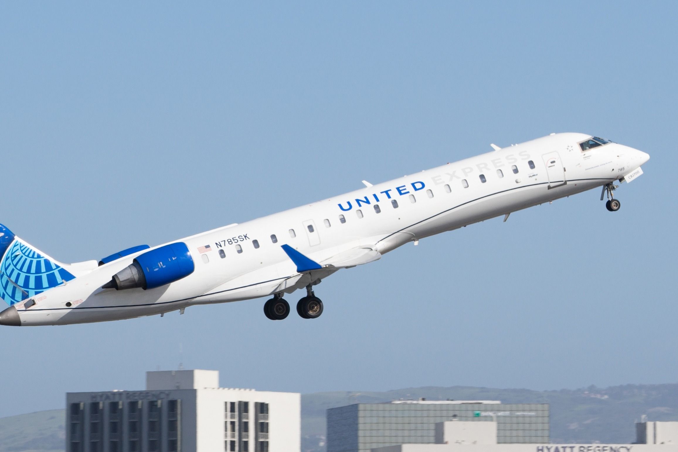 SkyWest Reports $90 Million Profit Q3 & Confirms Contract With United Airlines To Operate 40 CRJ550s