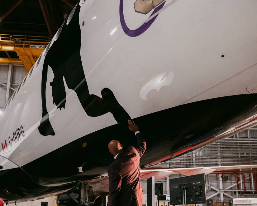 Air Canada Unveils Airbus A220 Livery Honoring NBA Toronto Raptors Star ...