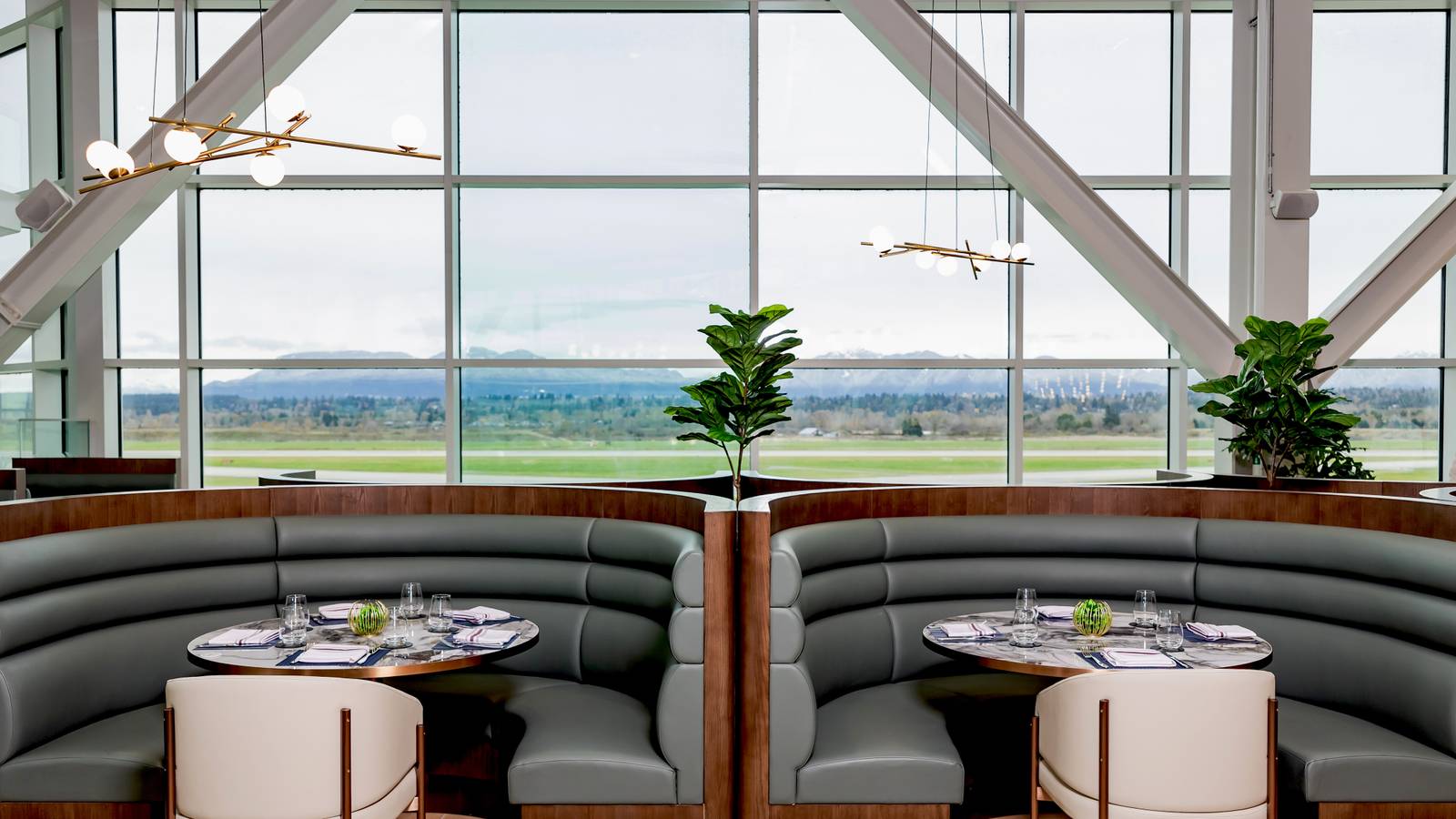 Premium Plaza Opens First North American Flagship Lounge In Vancouver
