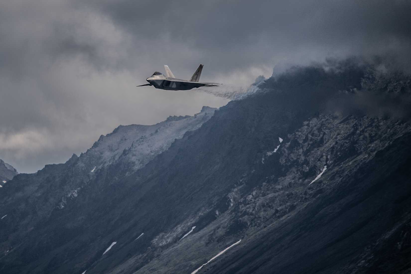 How Many F-22 Raptors Are In Service With The US Air Force?