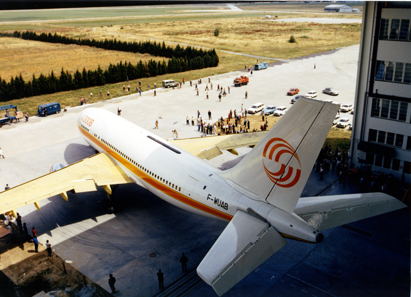 Airbus A300B roll out
