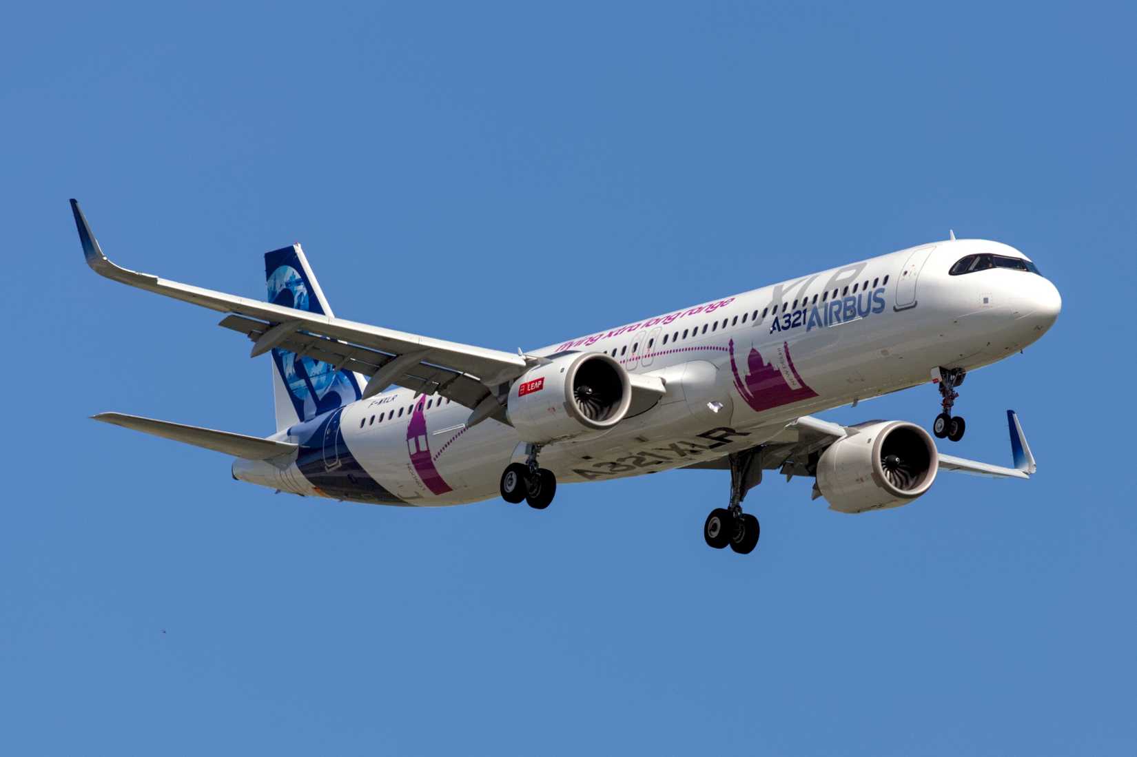 Airbus A321XLR flying at ILA Berlin 