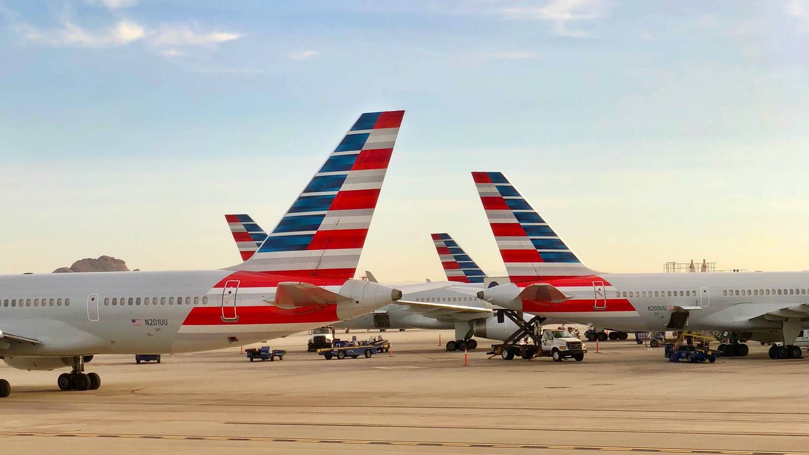 American Airlines Updates Q4 Guidance With Gains From Citi Credit Card Deal