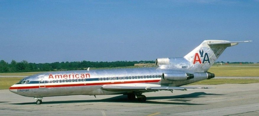 American_Airlines_N1963