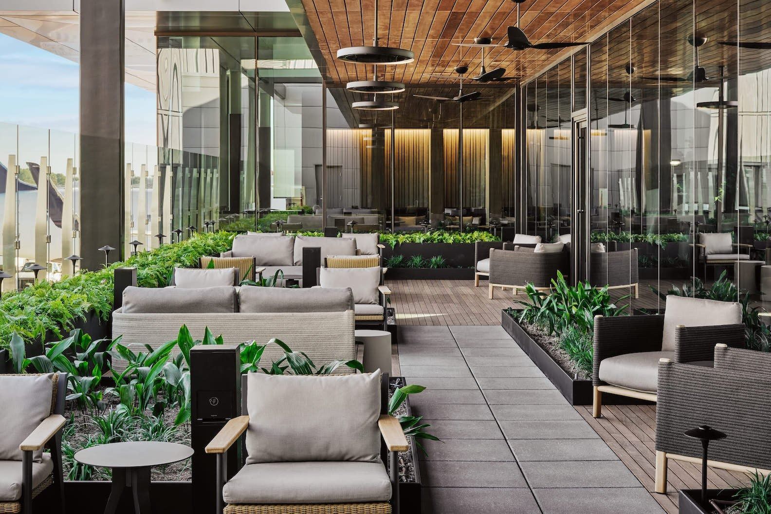 Atlanta's Centurion Lounge Fails Health Inspection 10 Months After Opening