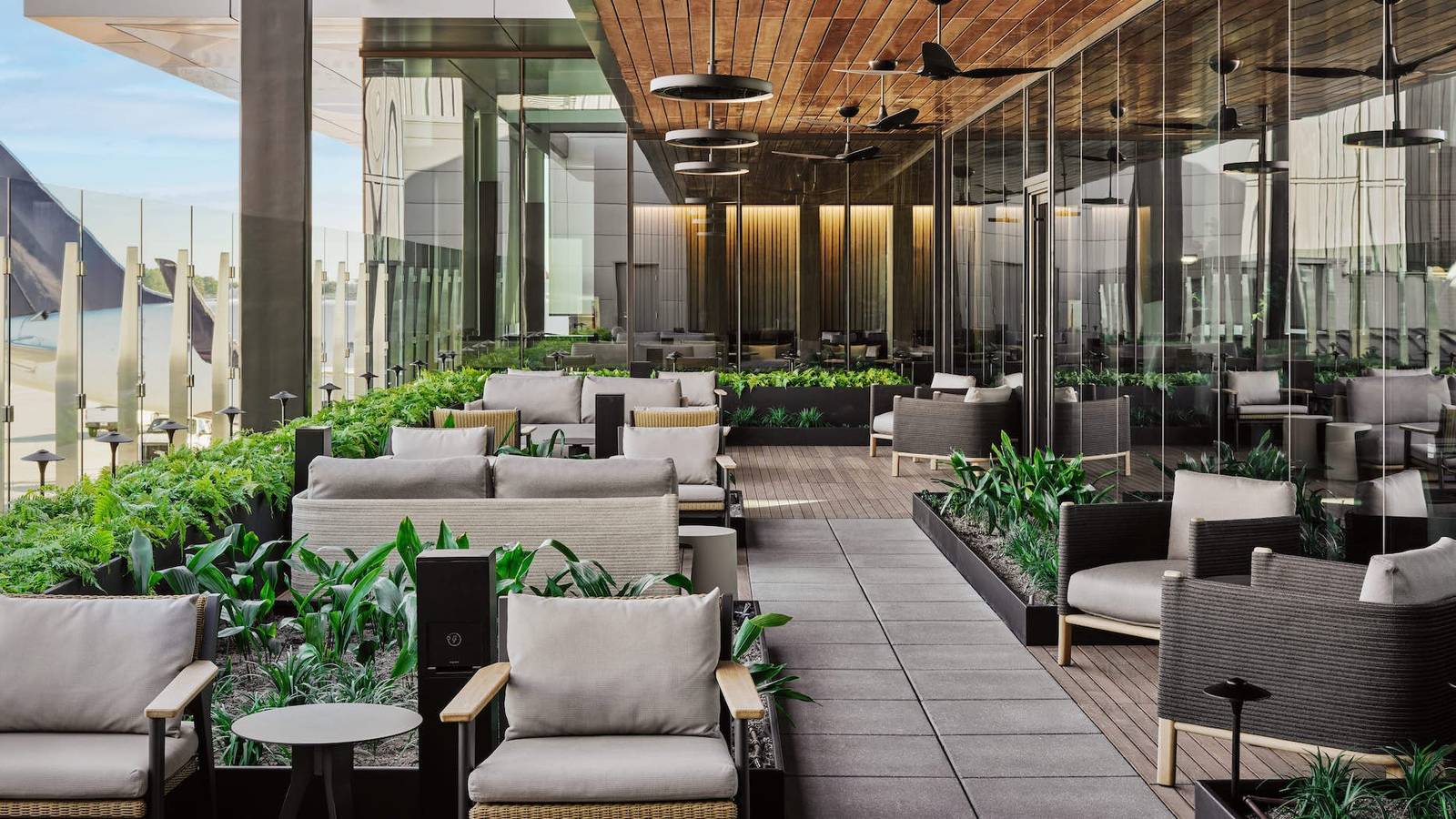 Atlanta's Centurion Lounge Fails Health Inspection 10 Months After Opening