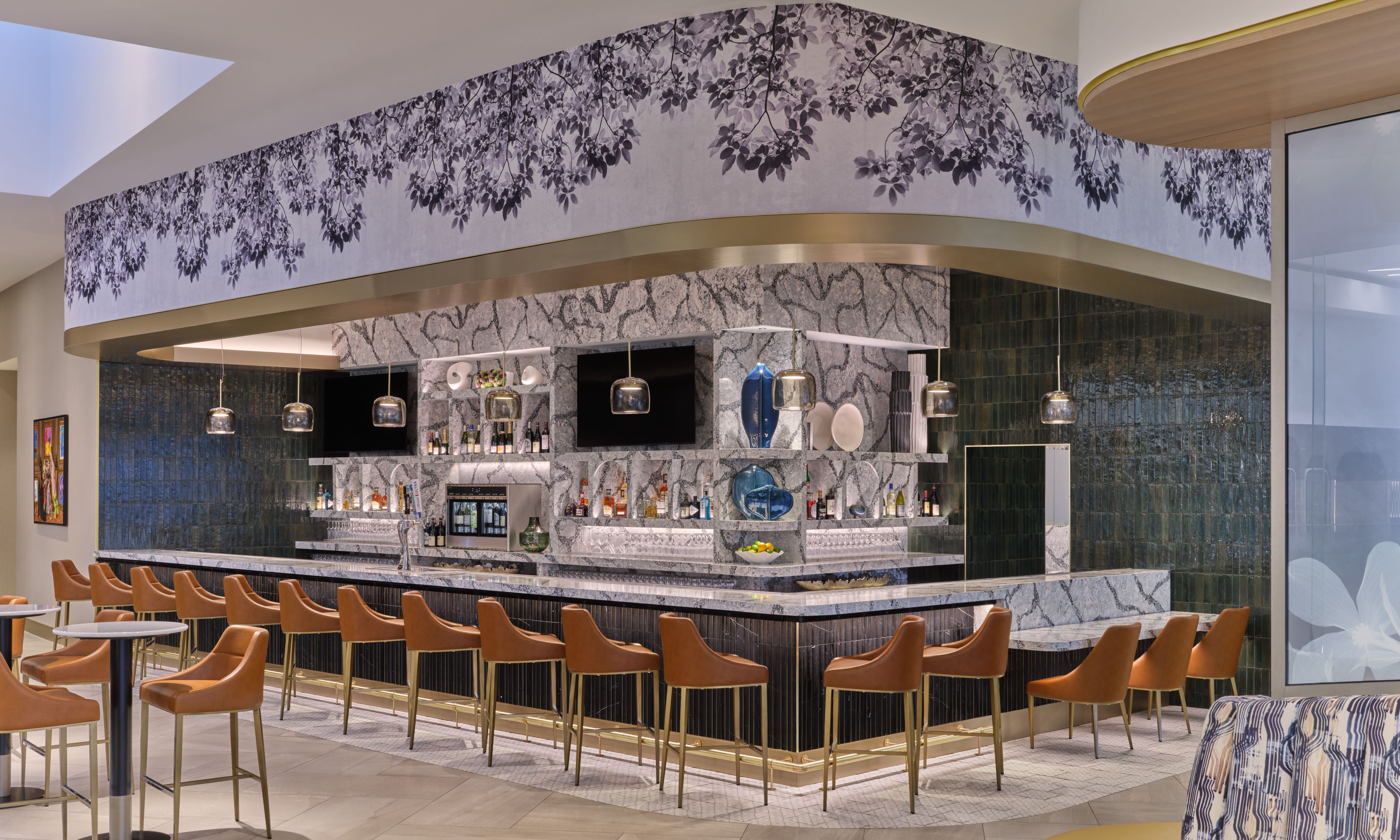 Charlotte Douglas International Airport Gets A Taste Of Luxury With Delta’s 14,000-Square-Foot Sky Club Lounge
