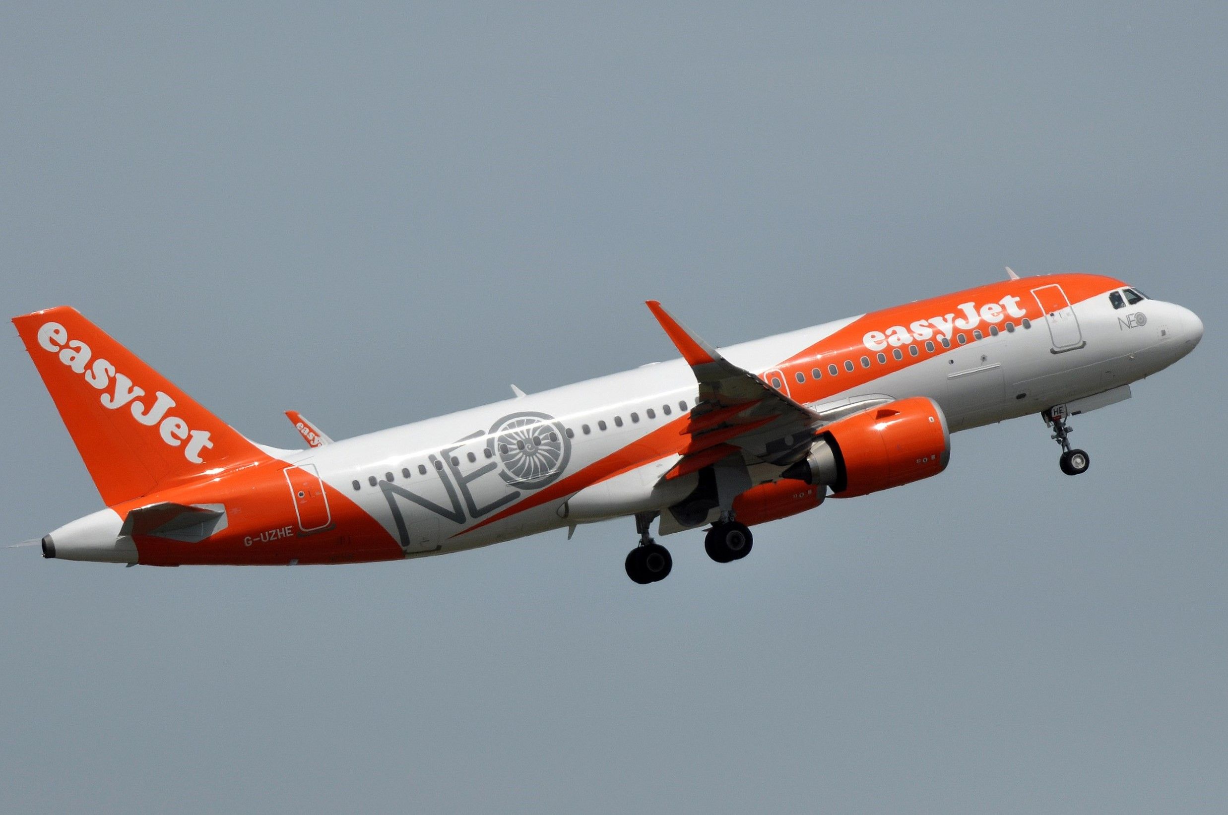 What Is The Easiest Way To Book Virtual Interline Airline Connections?