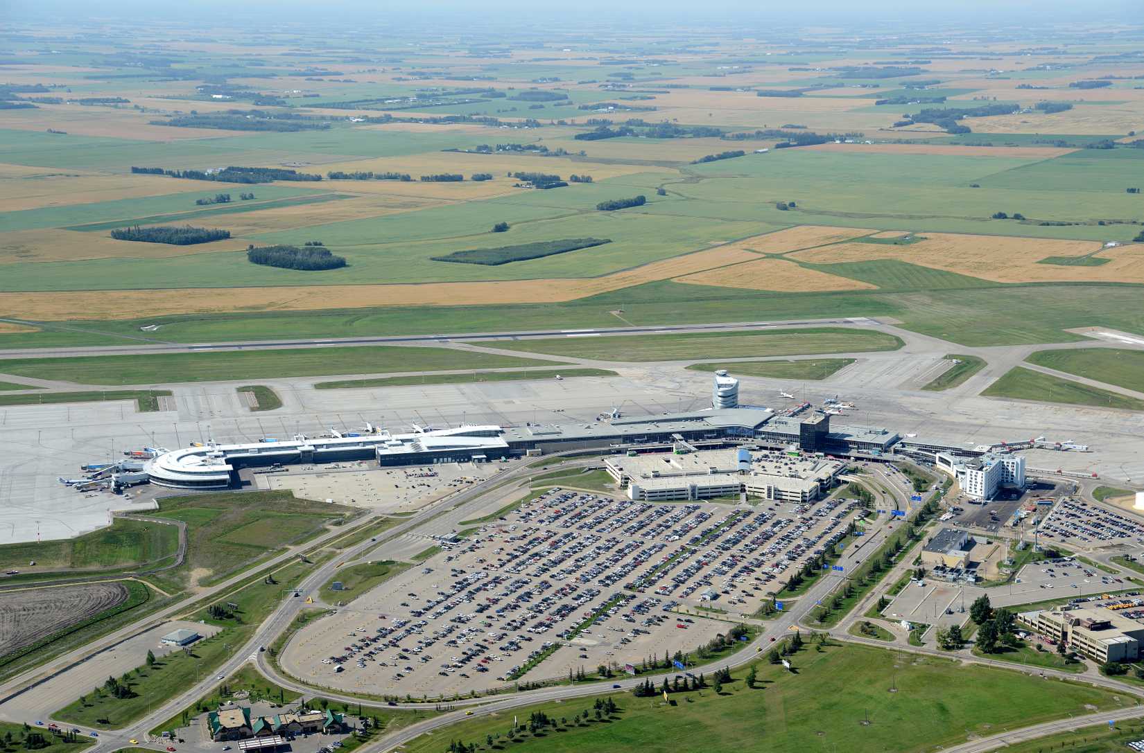 Edmonton Airport (YEG) Runway Eagle Eye View