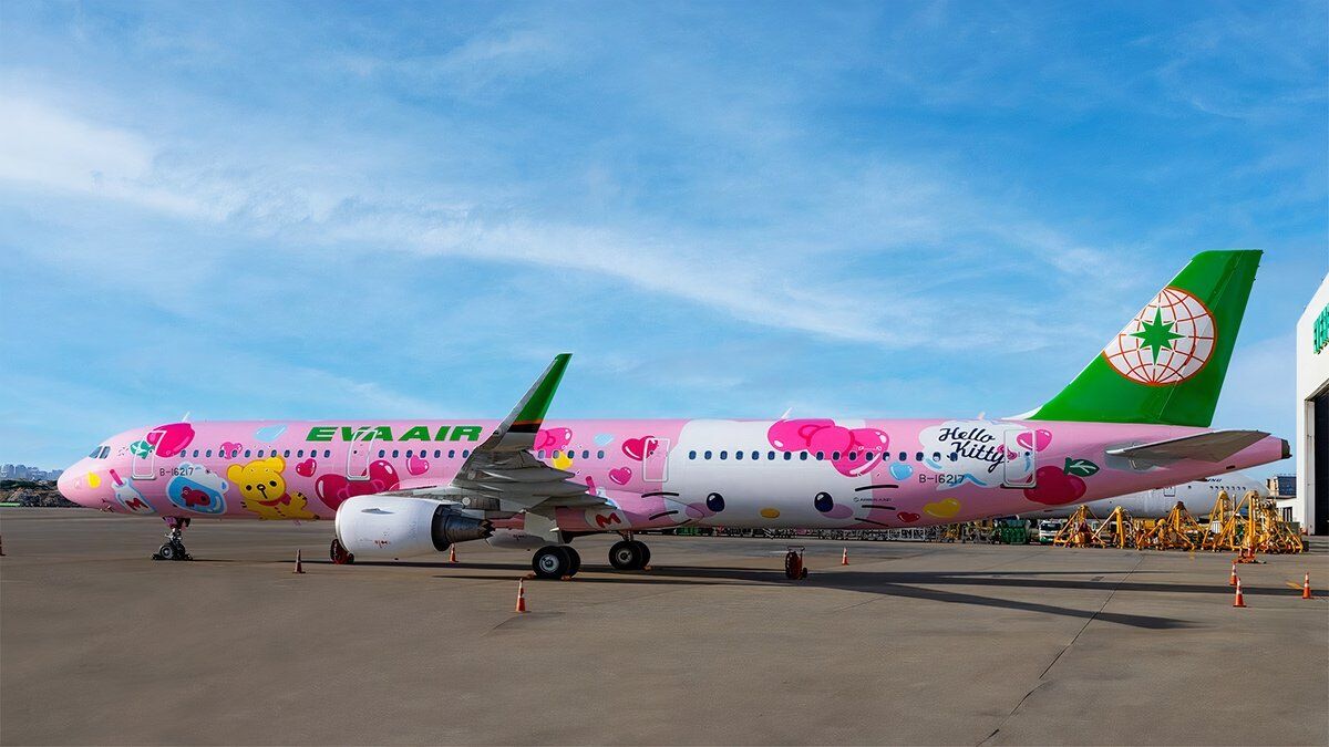 EVA AIR A321-200 エバー航空 ハローキティ Kitty ph Oooh! EVA Airways Adds New Airbus A321 Hello Kitty 
