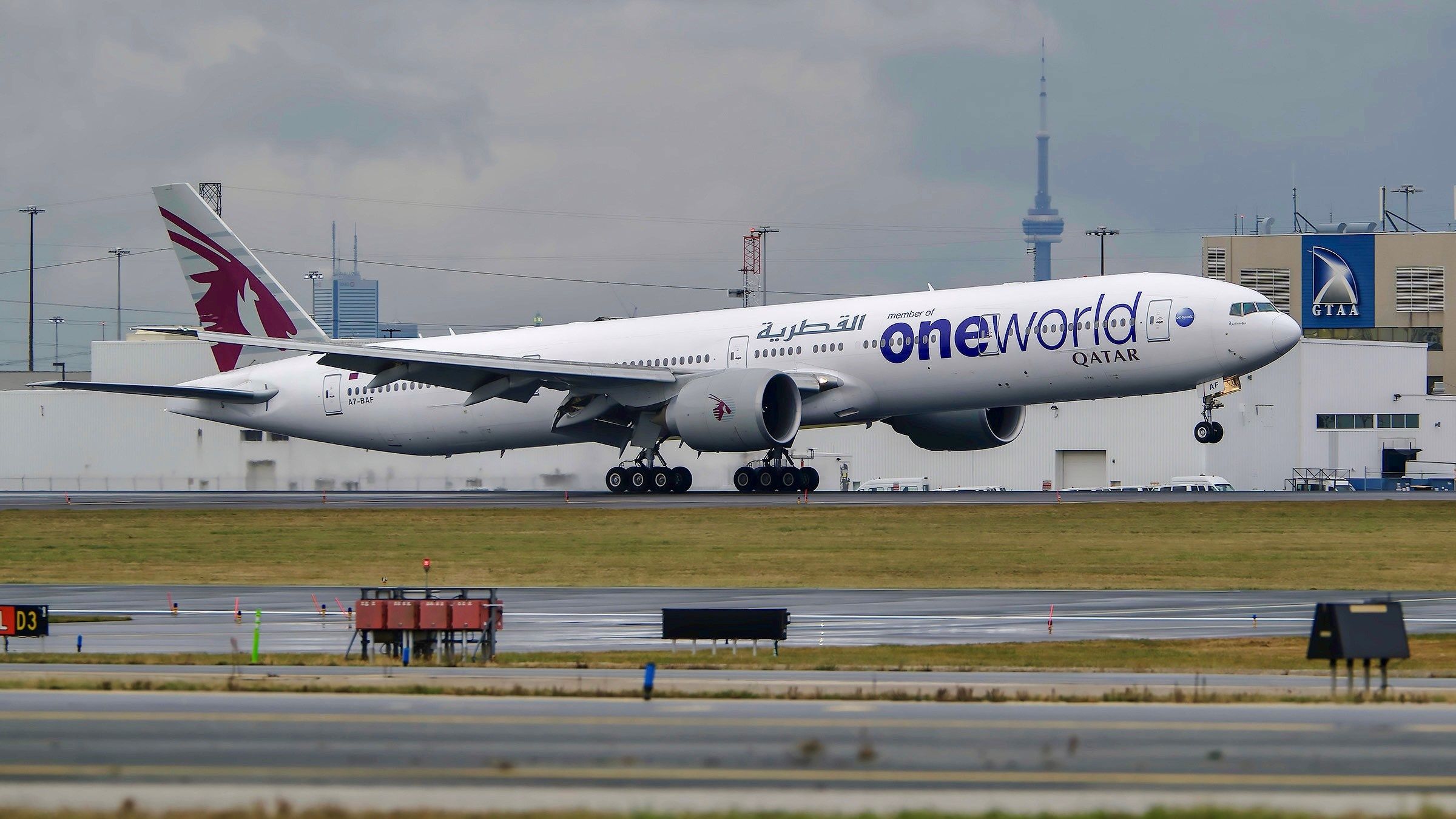 Qatar Airways Launches Toronto Route With Starlink Enabled Boeing 777
