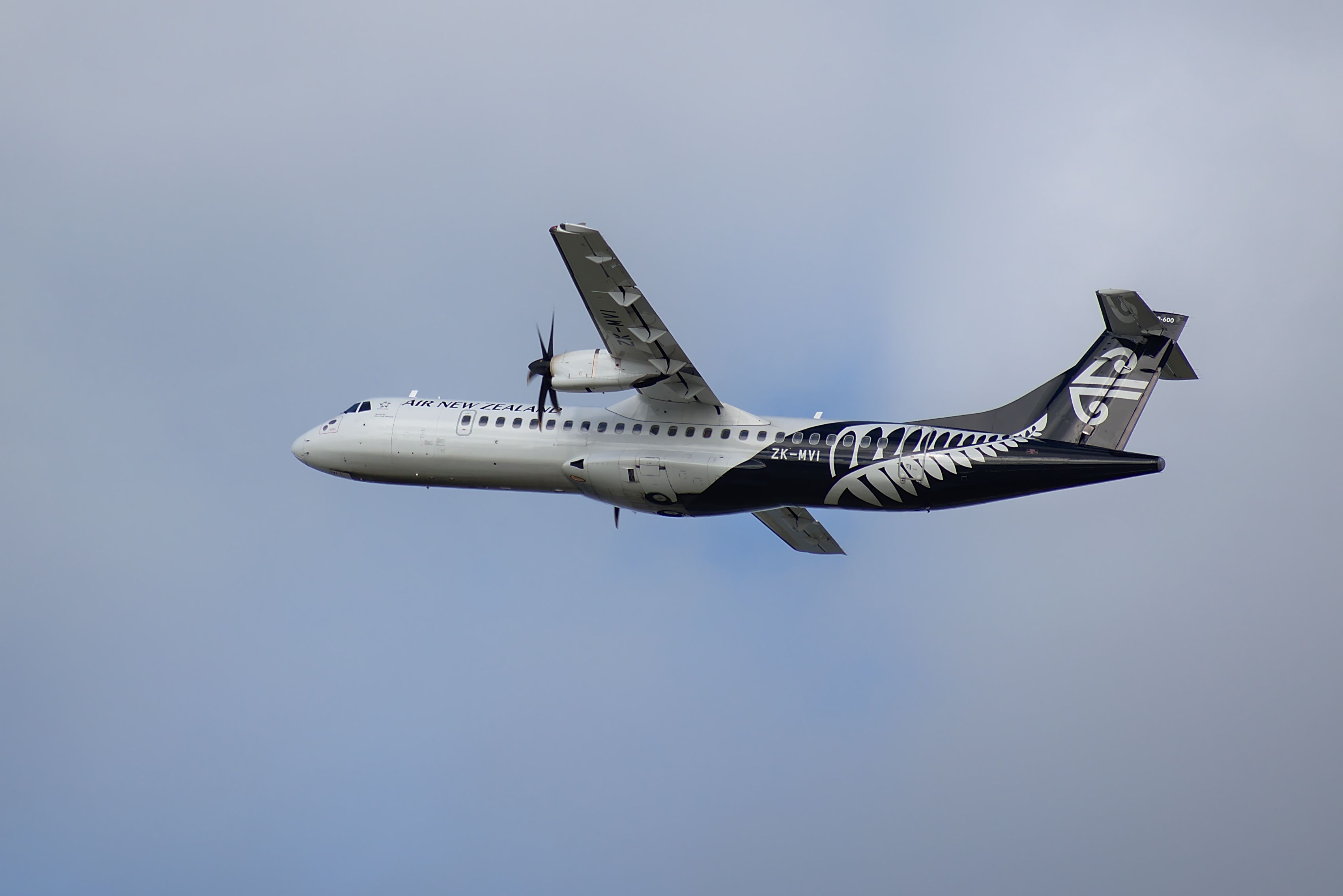 Air New Zealand ATR 72-600 Returns To Christchurch Due To Engineering Complications