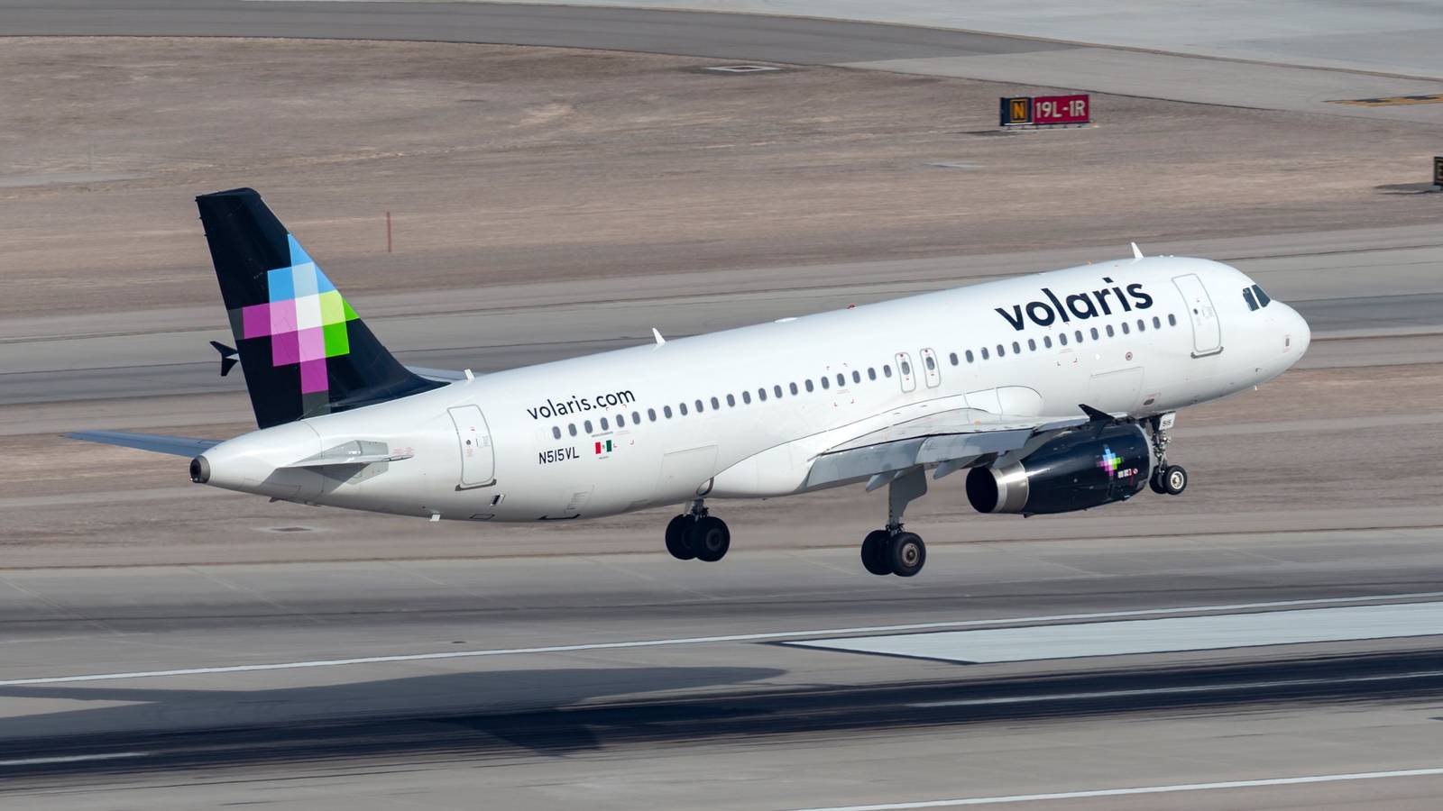 Volaris Passenger Arrested After Trying To Force Flight To Tijuana To Divert To US