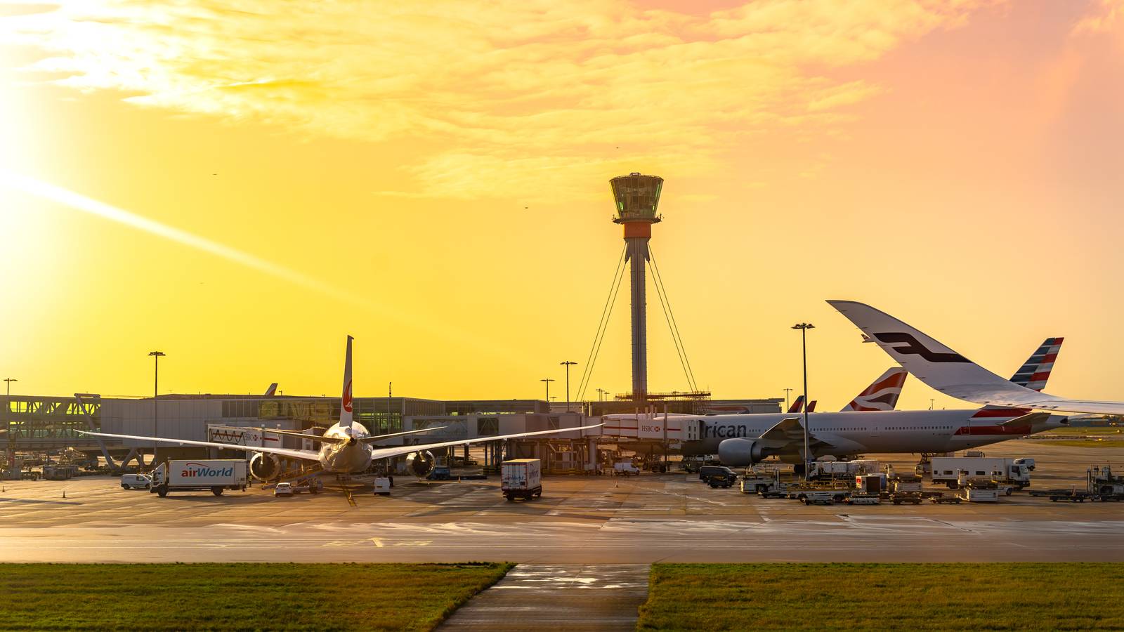 Meet AIMEE: London Heathrow Airport Tests AI To Assist Air Traffic Controllers