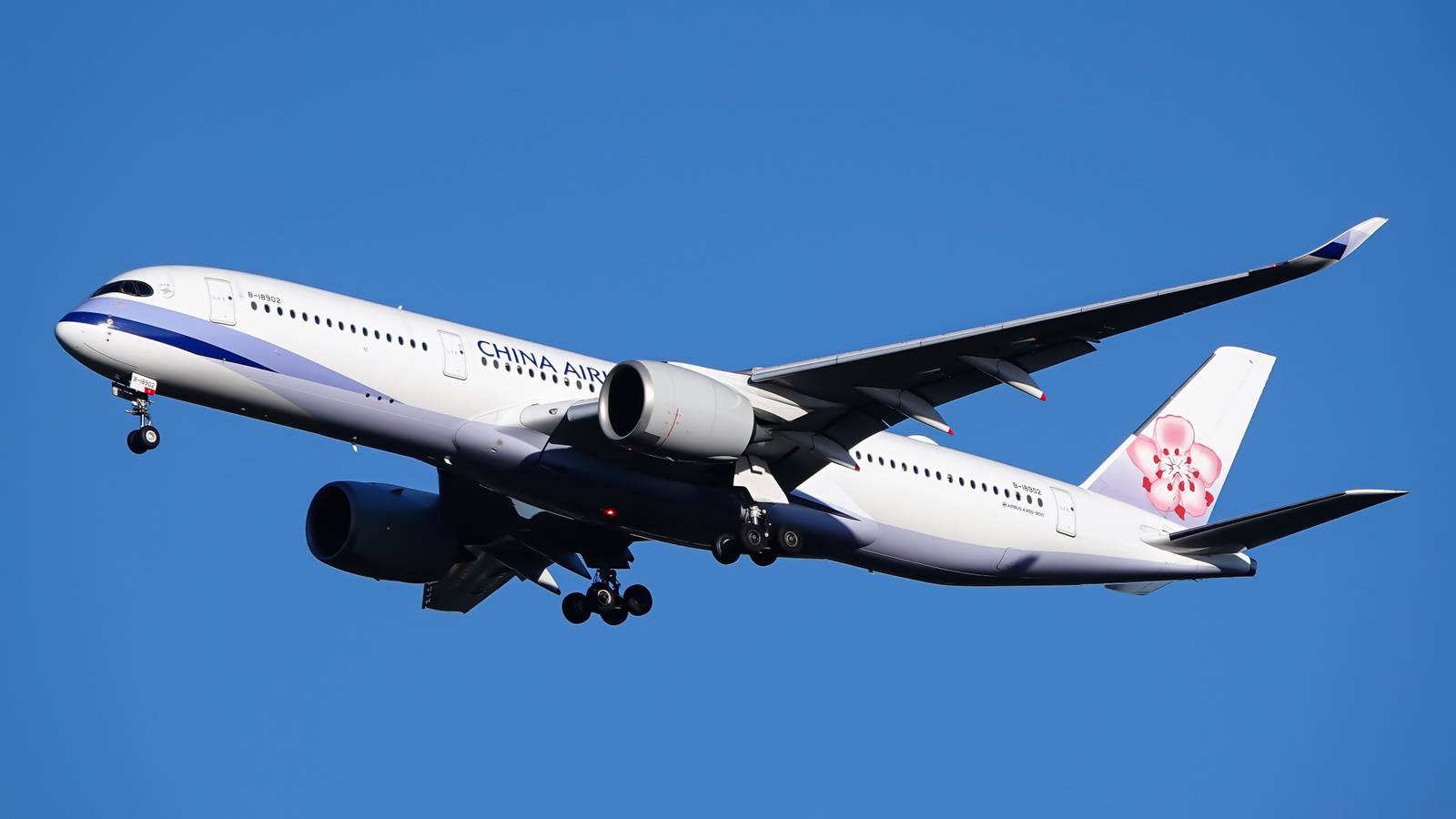 China Airlines Will Upgrade Its Airbus A350s With New Cabins & Business Suite