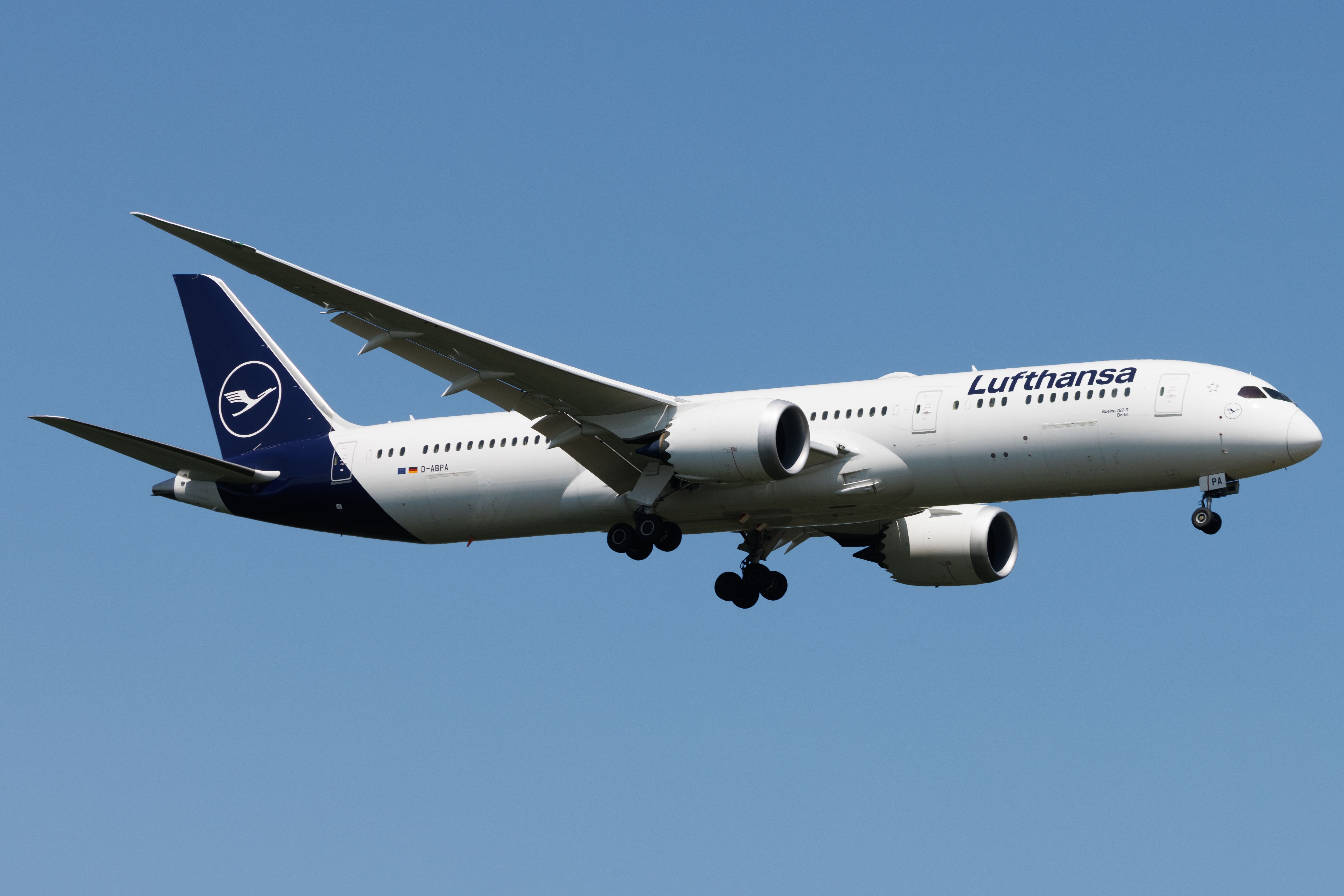 Lufthansa Boeing 787 Deliveries Delayed As New Allegris Seat Awaits FAA Certification